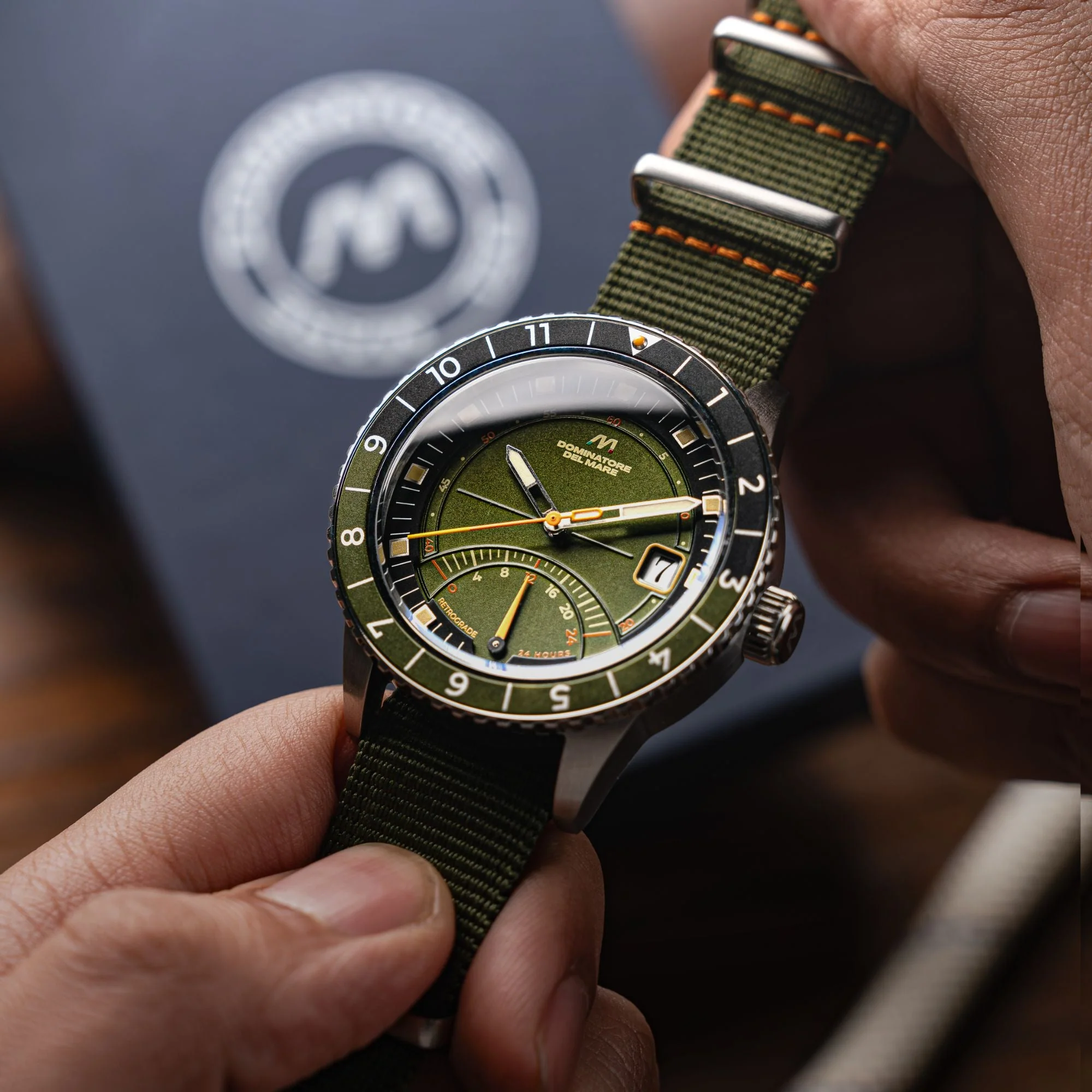 Fano Retrograde Green / Nylon Strap | Green Dial - Image 4