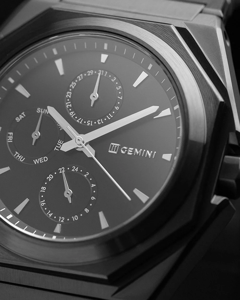 Ferro Black Black | Black Dial - Image 4