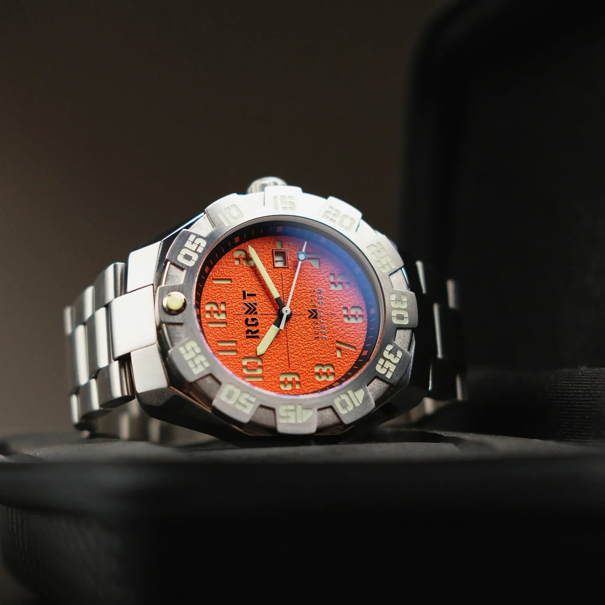 New Field Master Automatic Orange / Stainless Steel | Orange Dial - Image 3