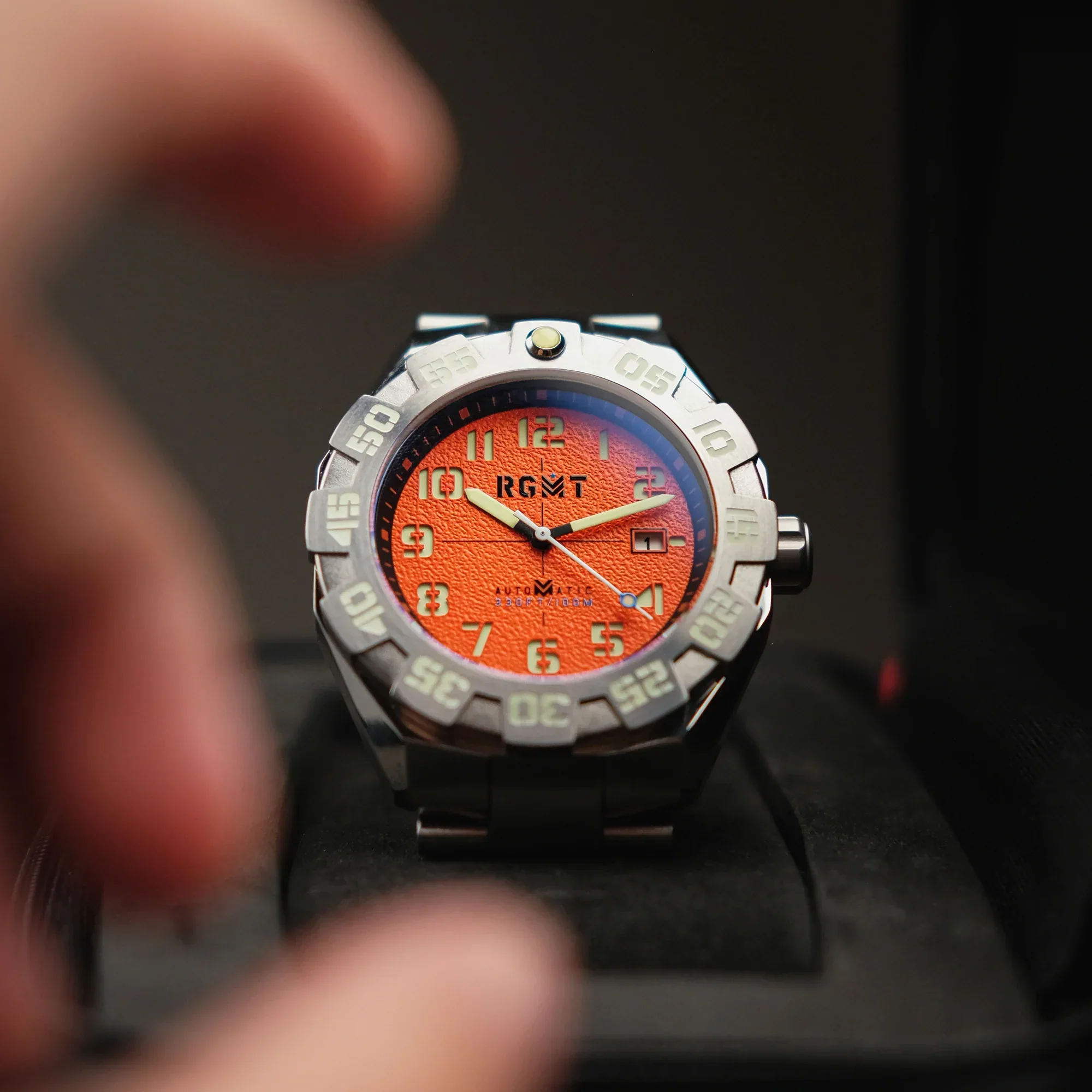 New Field Master Automatic Orange / Stainless Steel | Orange Dial - Image 5