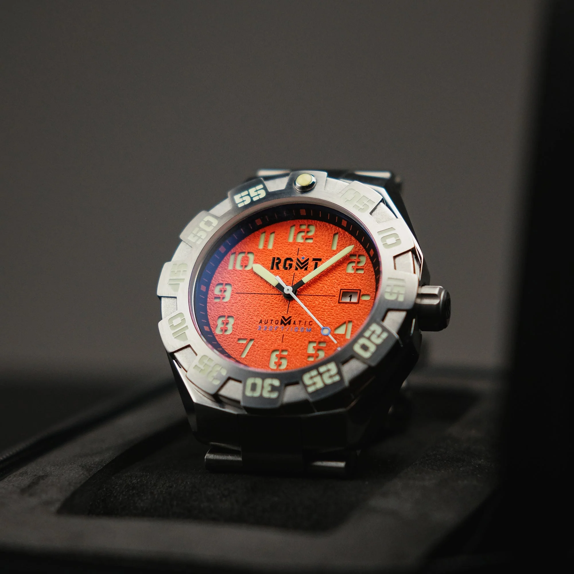 New Field Master Automatic Orange / Stainless Steel | Orange Dial - Image 9