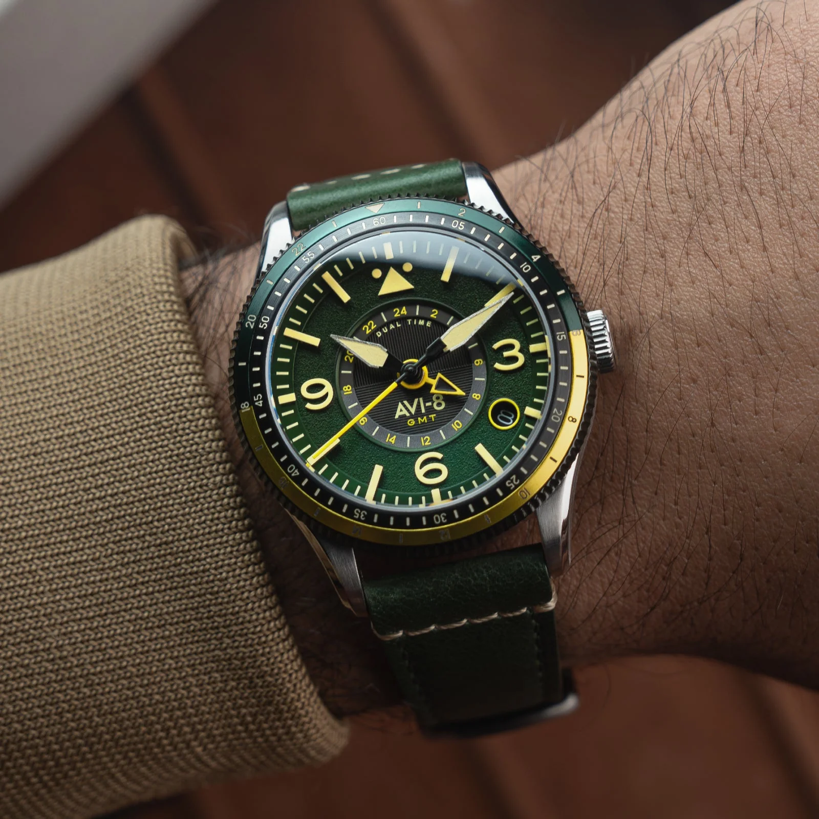 FLYBOY AIRMASTER GMT AUTOMATIC Green / Leather | Green Dial - Image 2