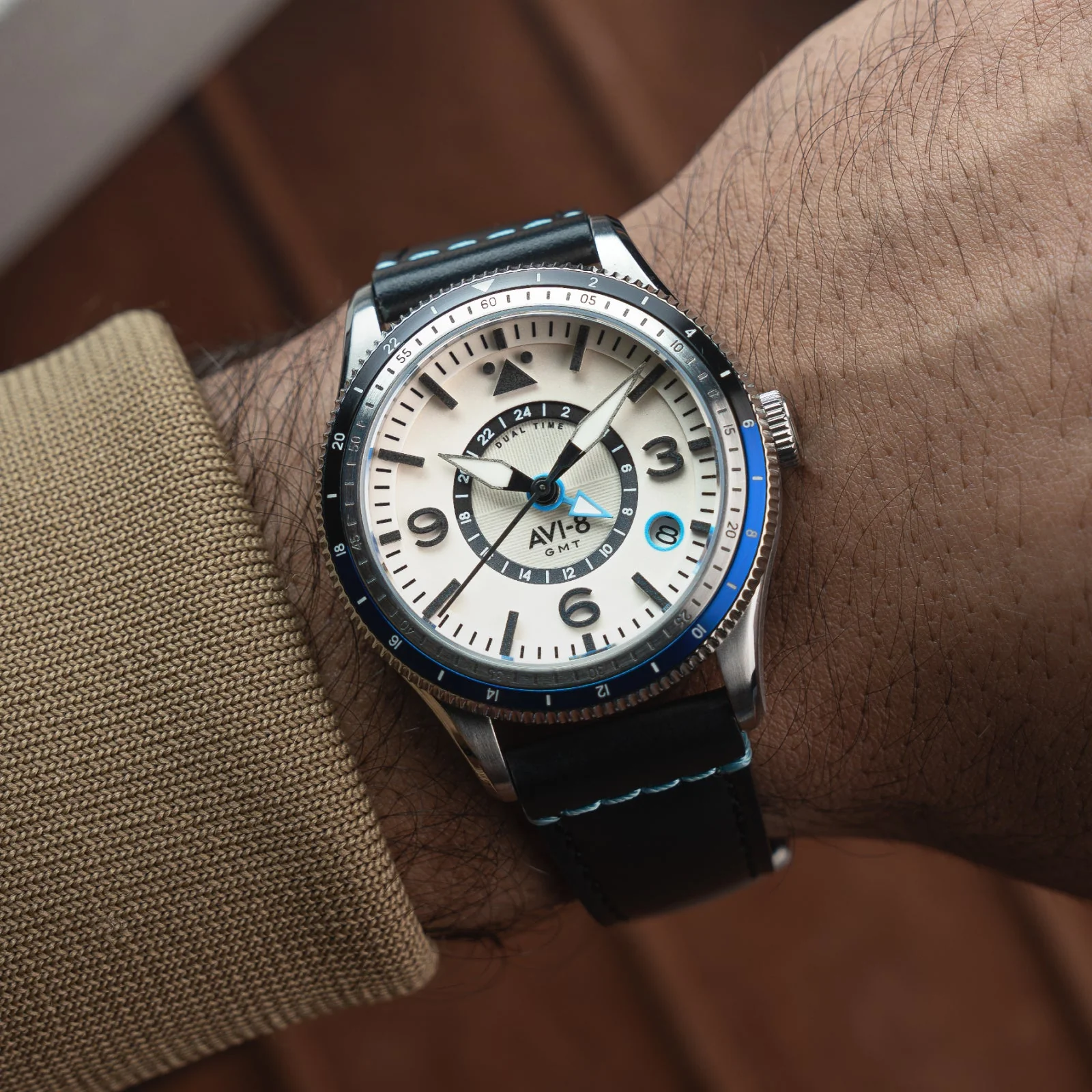 FLYBOY AIRMASTER GMT AUTOMATIC White / Leather | White Dial - Image 2