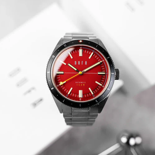 Freitaucher Automatic Red / Stainless Steel | Red Dial - Image 3