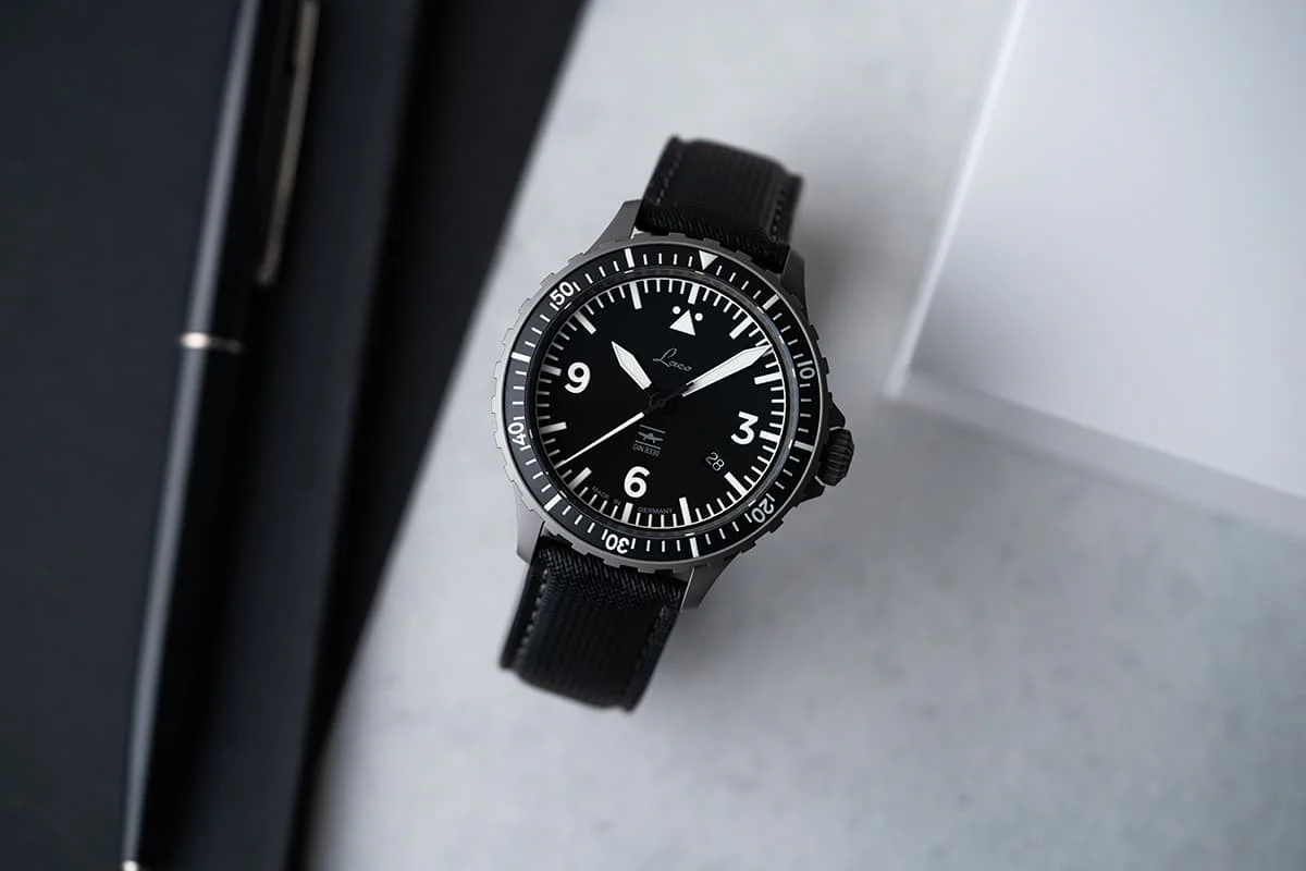 Hamburg DIN 8330 | Black Dial - Image 4