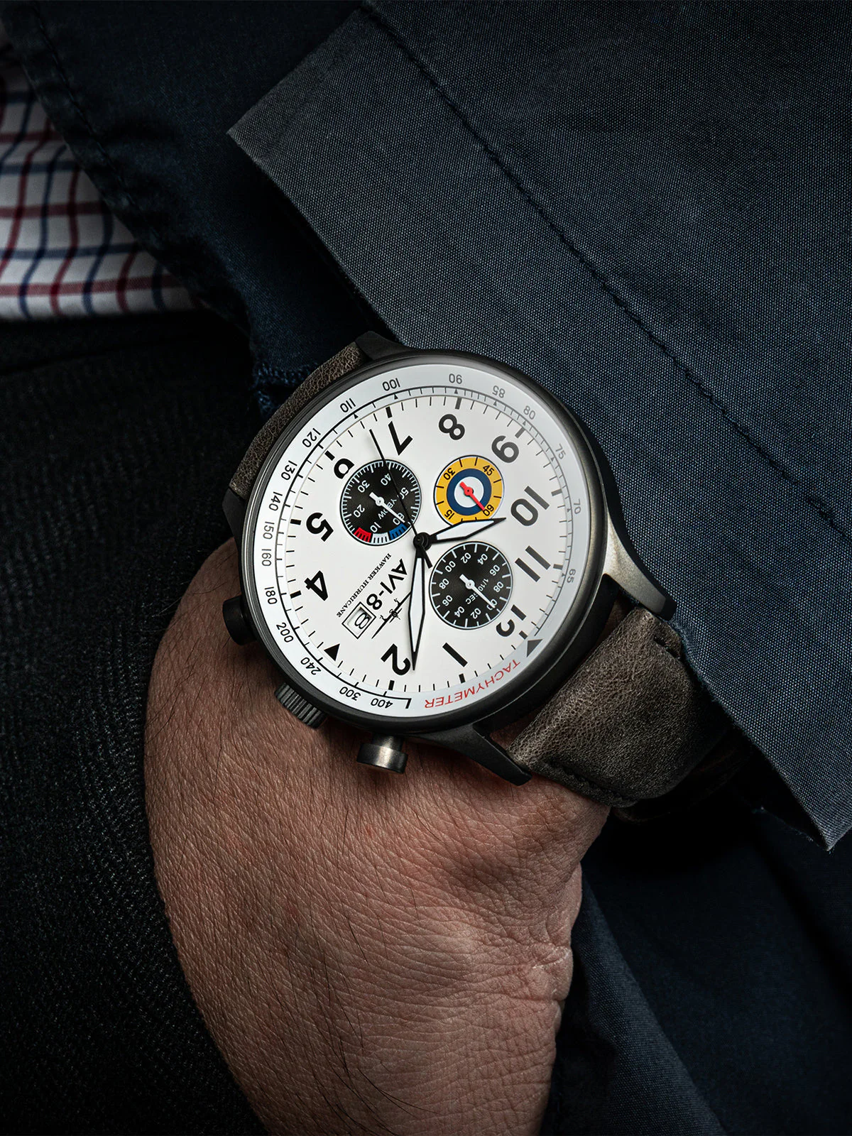 Hawker Hurricane Classic Chronograph White / Gray / Leather | White Dial - Image 4