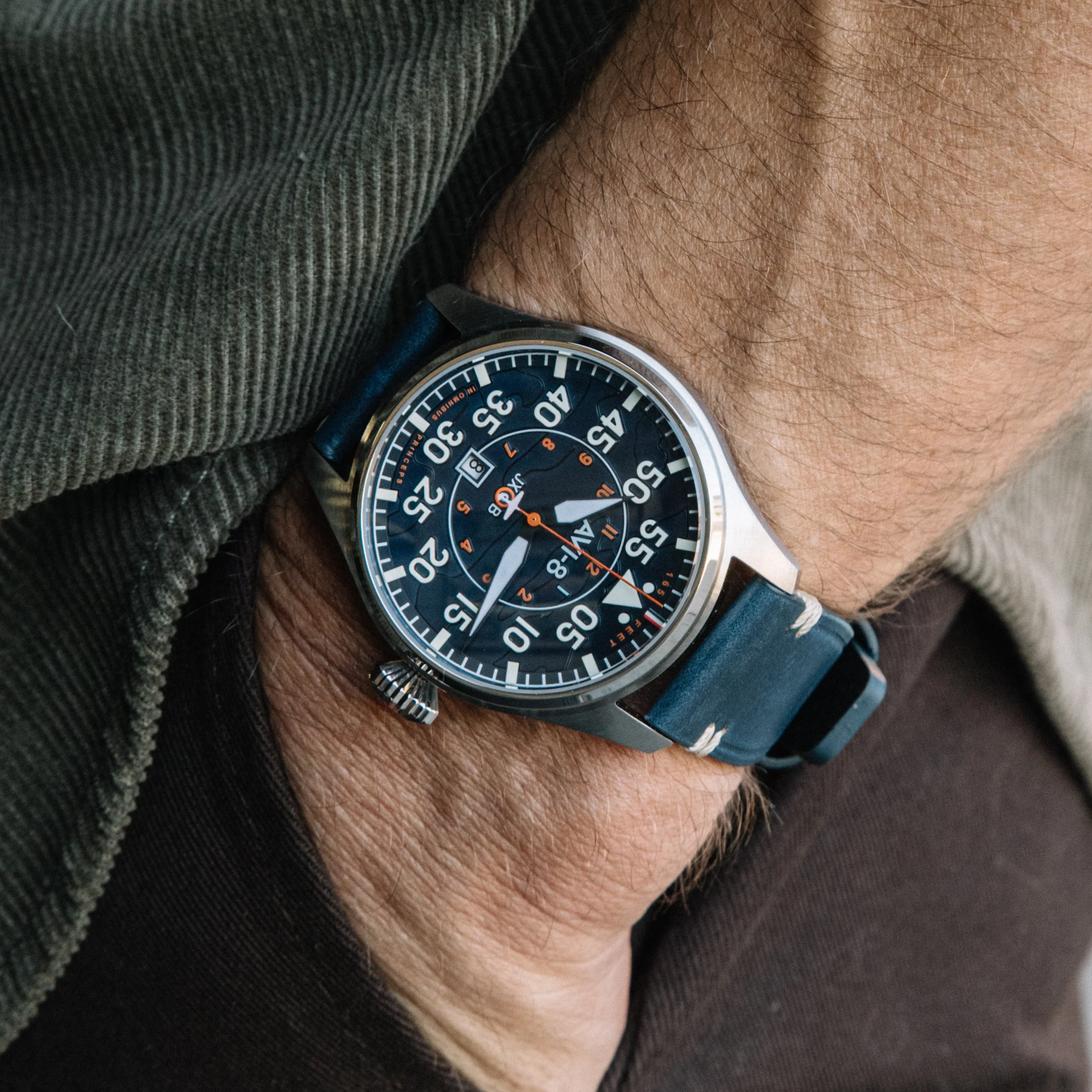 Hawker Hurricane Clowes Automatic Blue / Leather | Blue Dial - Image 3