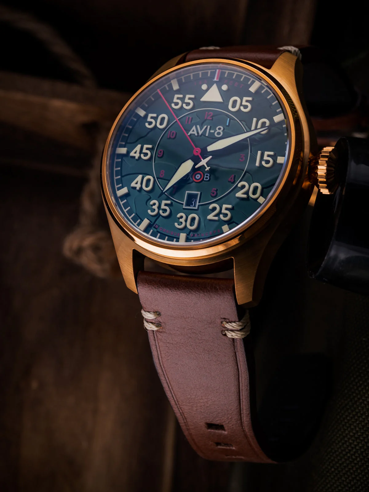 Hawker Hurricane Clowes Automatic Green / Leather | Green Dial - Image 7