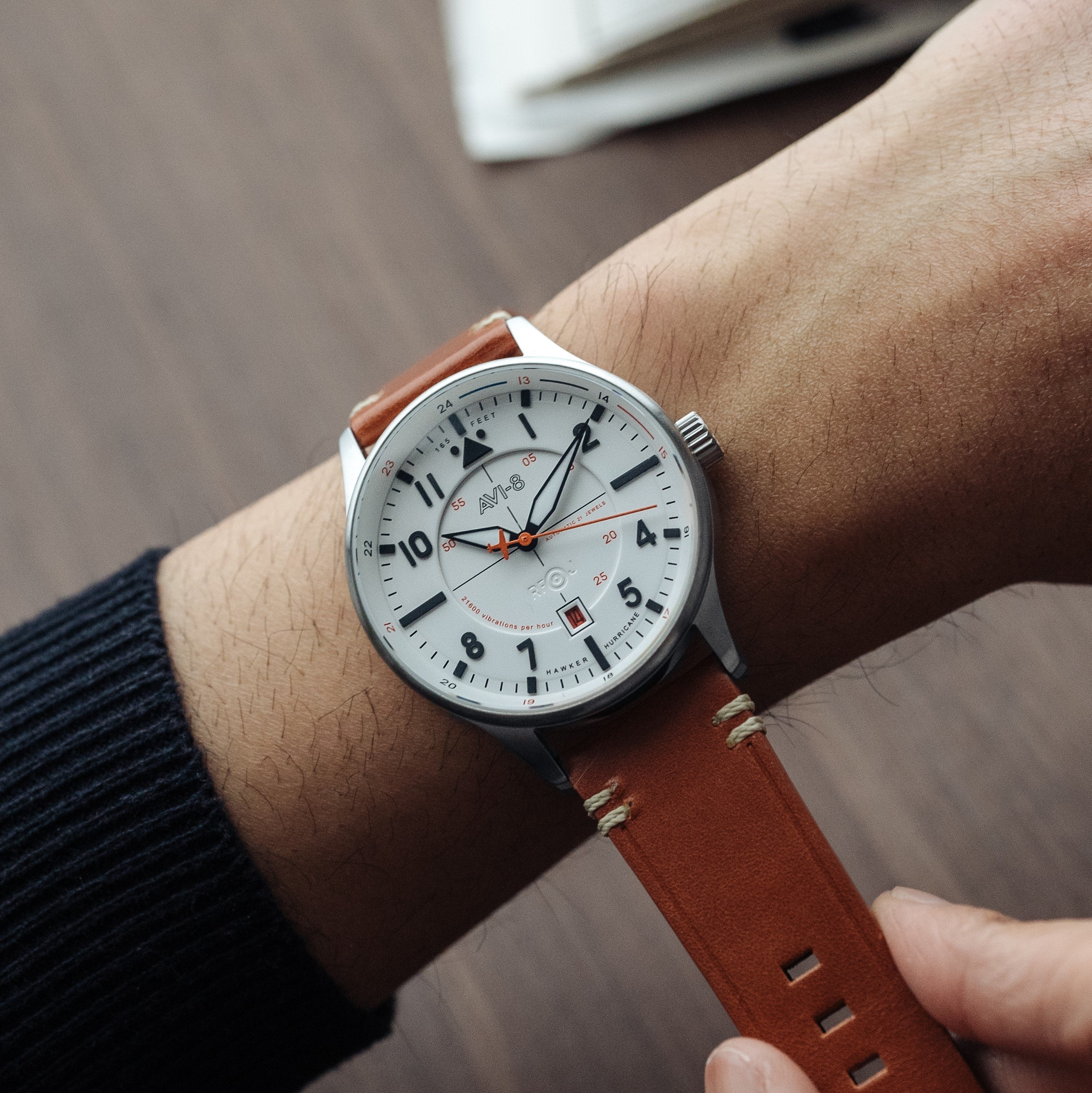Hawker Hurricane Kent Automatic White / Leather | White Dial - Image 3