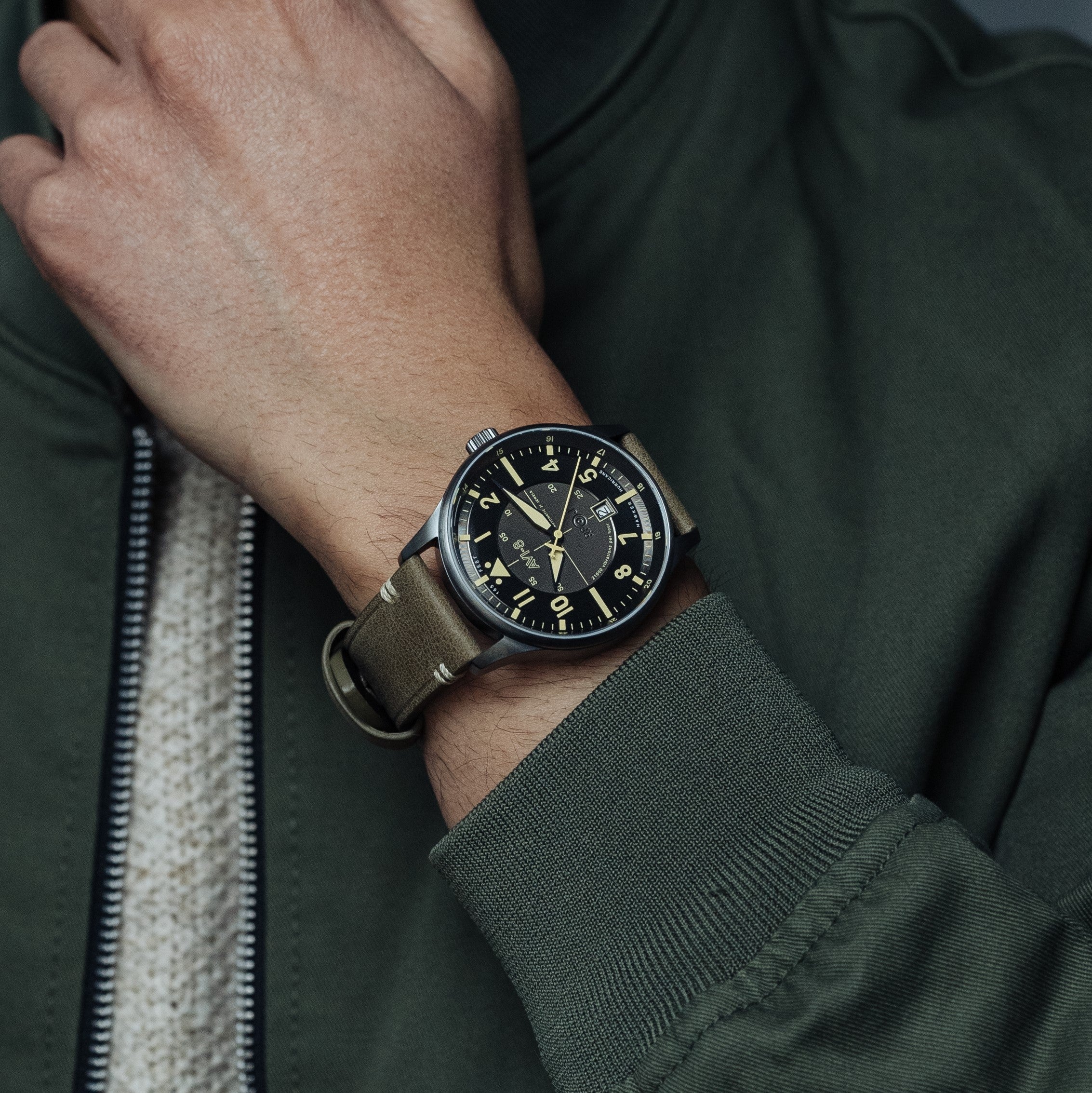 Hawker Hurricane Kent Automatic Gray / Leather | Gray Dial - Image 5
