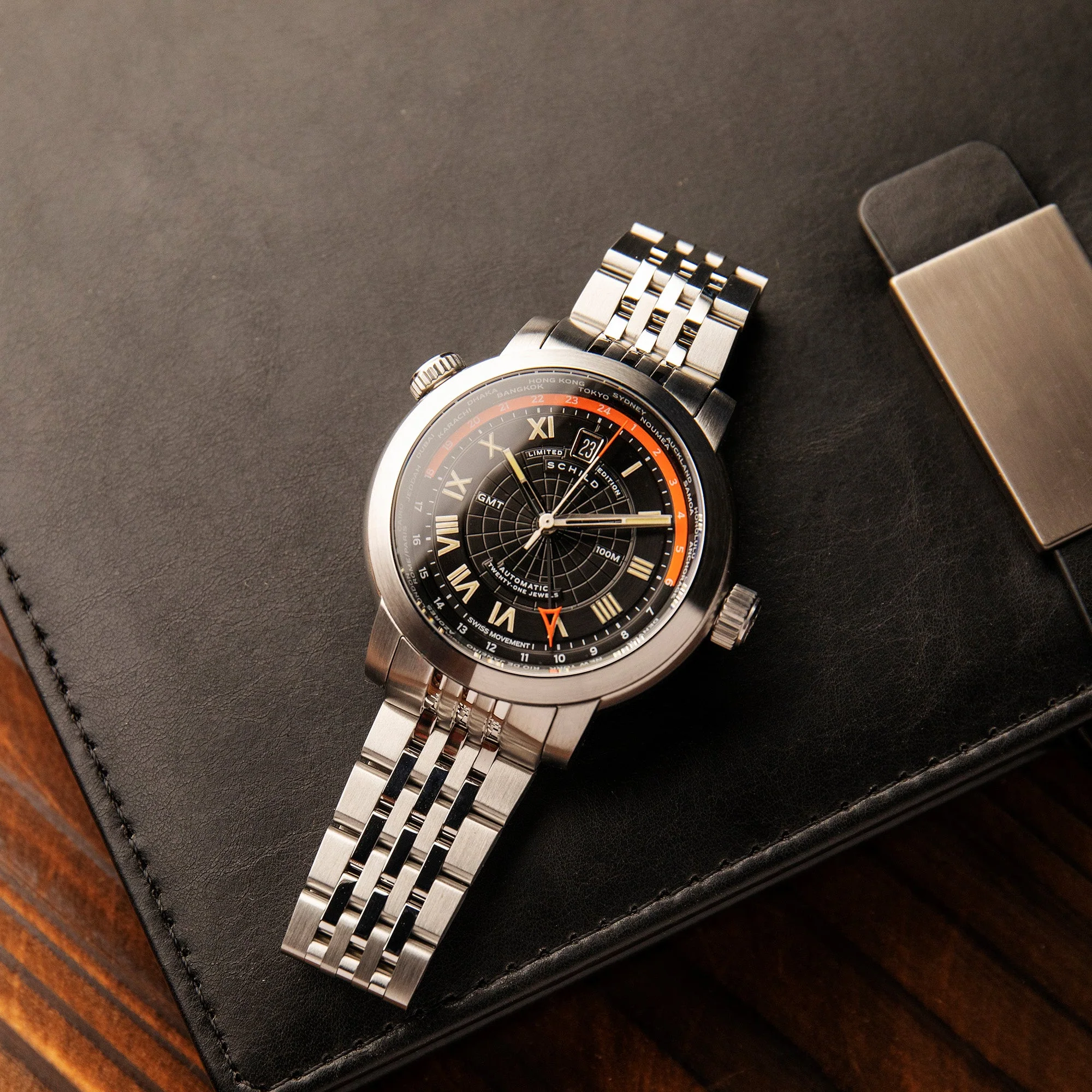 Heinrich Swiss GMT Limited Edition Black / Stainless Steel | Black Dial - Image 2