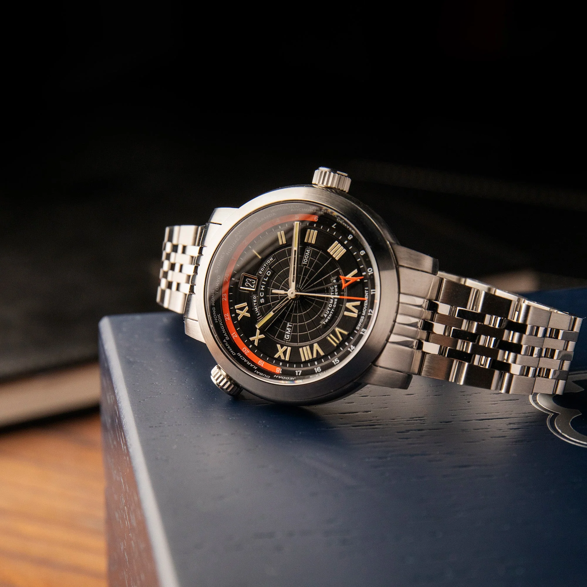 Heinrich Swiss GMT Limited Edition Black / Stainless Steel | Black Dial - Image 3