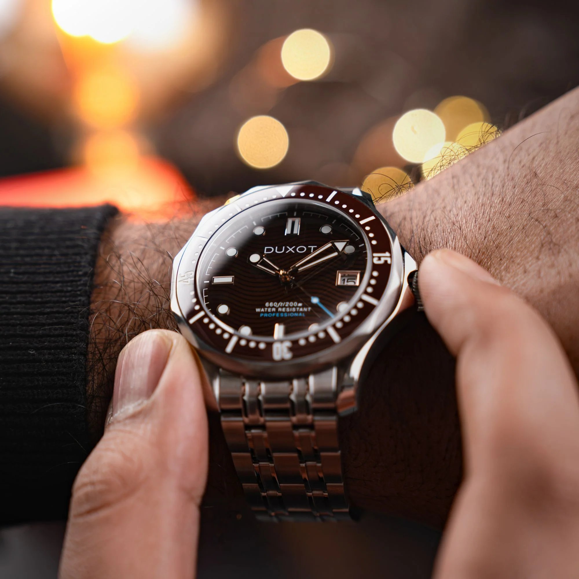 Henri Diver Automatic Brown / Stainless Steel | Brown Dial - Image 3