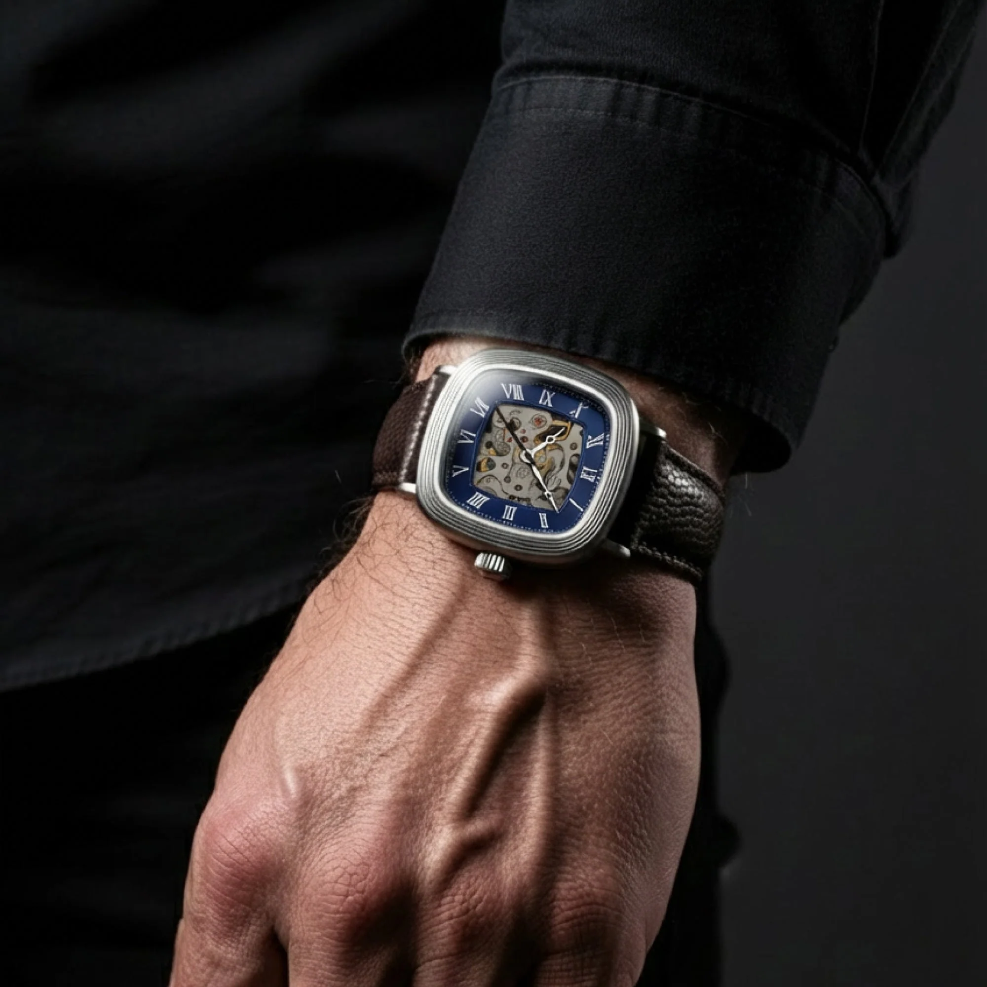 Heritage Chester Skeleton Automatic Blue / Genuine Leather | Blue Dial - Image 2