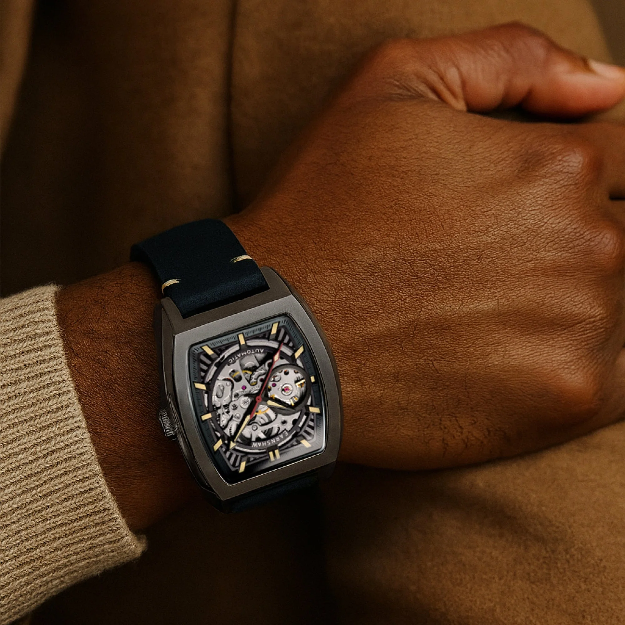 Heritage Wellington Skeleton Automatic Grey / Genuine Leather Grey Dial - Image 4
