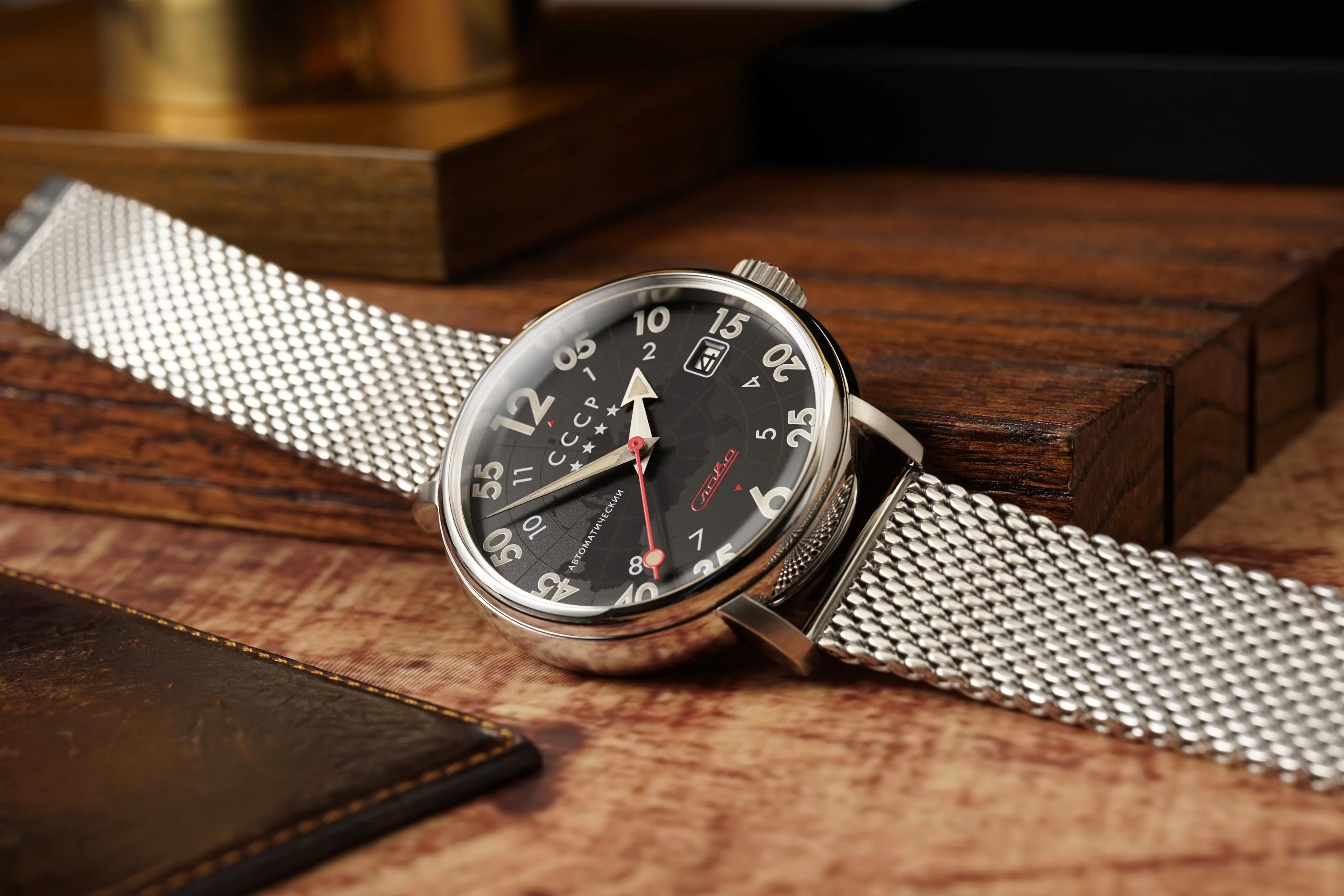 Heroes Comrade Silver / Black Dial | Black Dial - Image 2