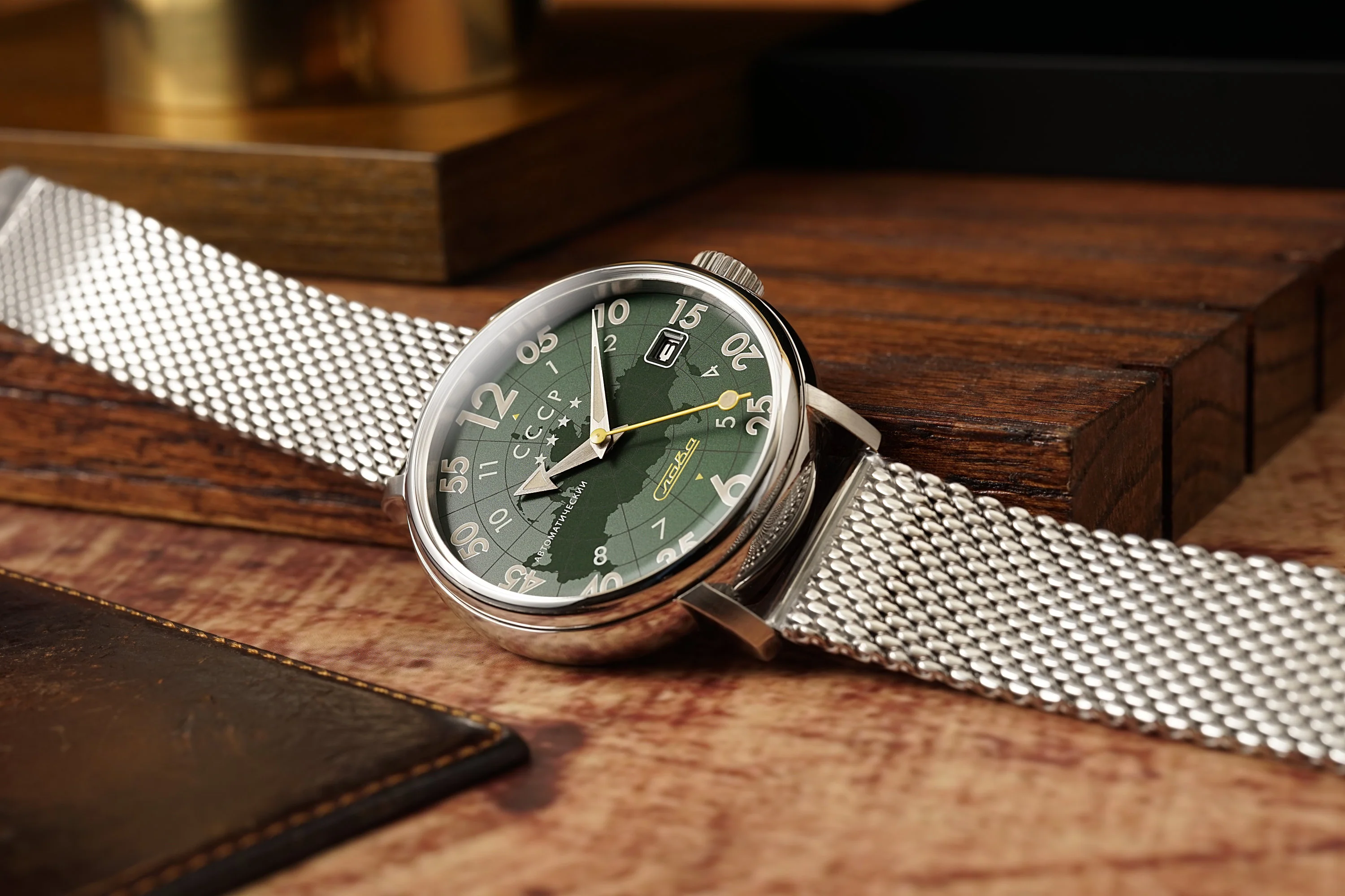 Heroes Comrade Silver / Green Dial | Green Dial - Image 2
