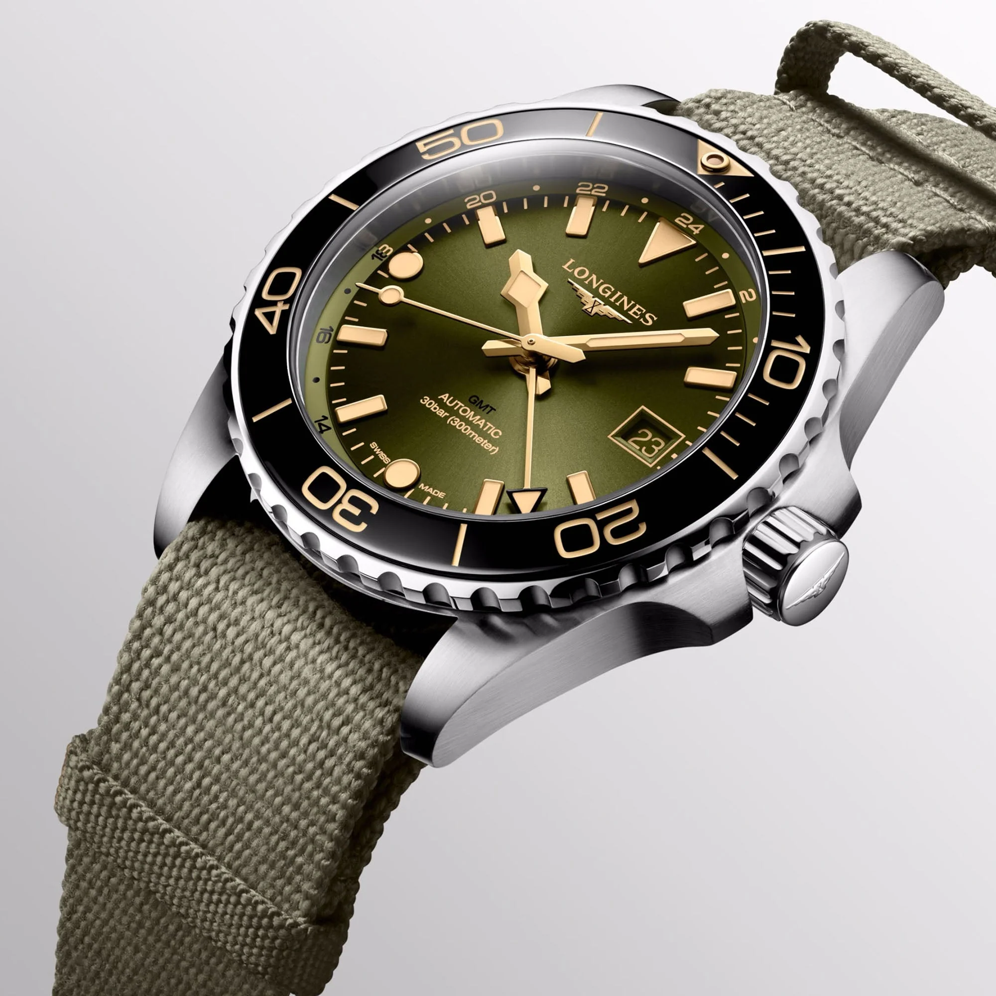 HYDROCONQUEST GMT Green / Fabric | Green Dial - Image 2