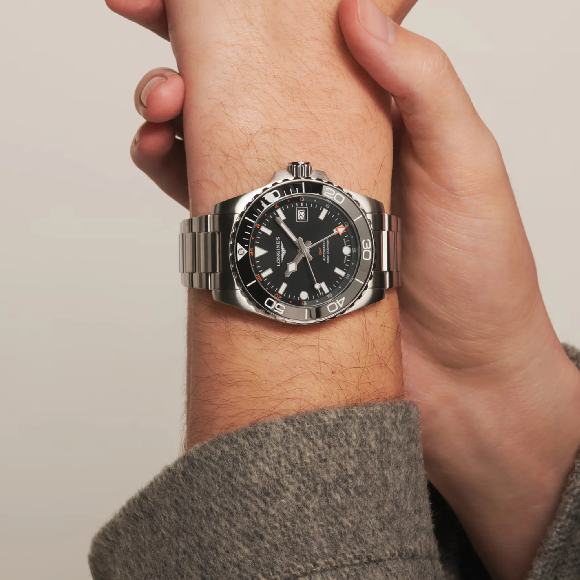 HYDROCONQUEST GMT Black / Stainless Steel | Black Dial - Image 4