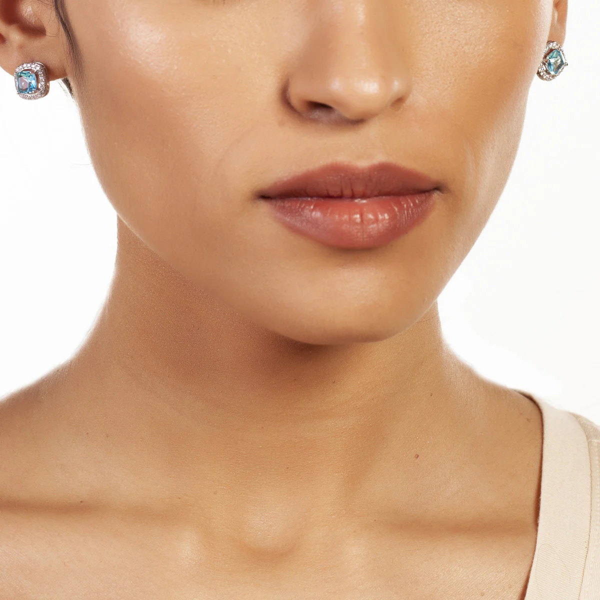 Juliet Stud Earrings 18k White Gold - Image 2