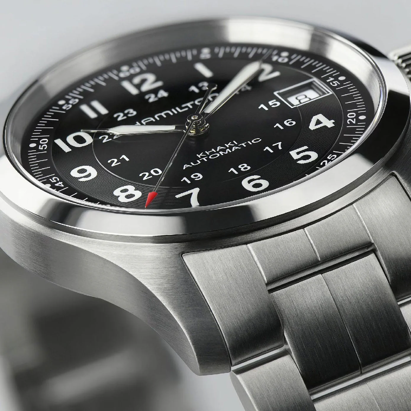 Khaki Field Black / Stainless Steel Black Dial - Image 4