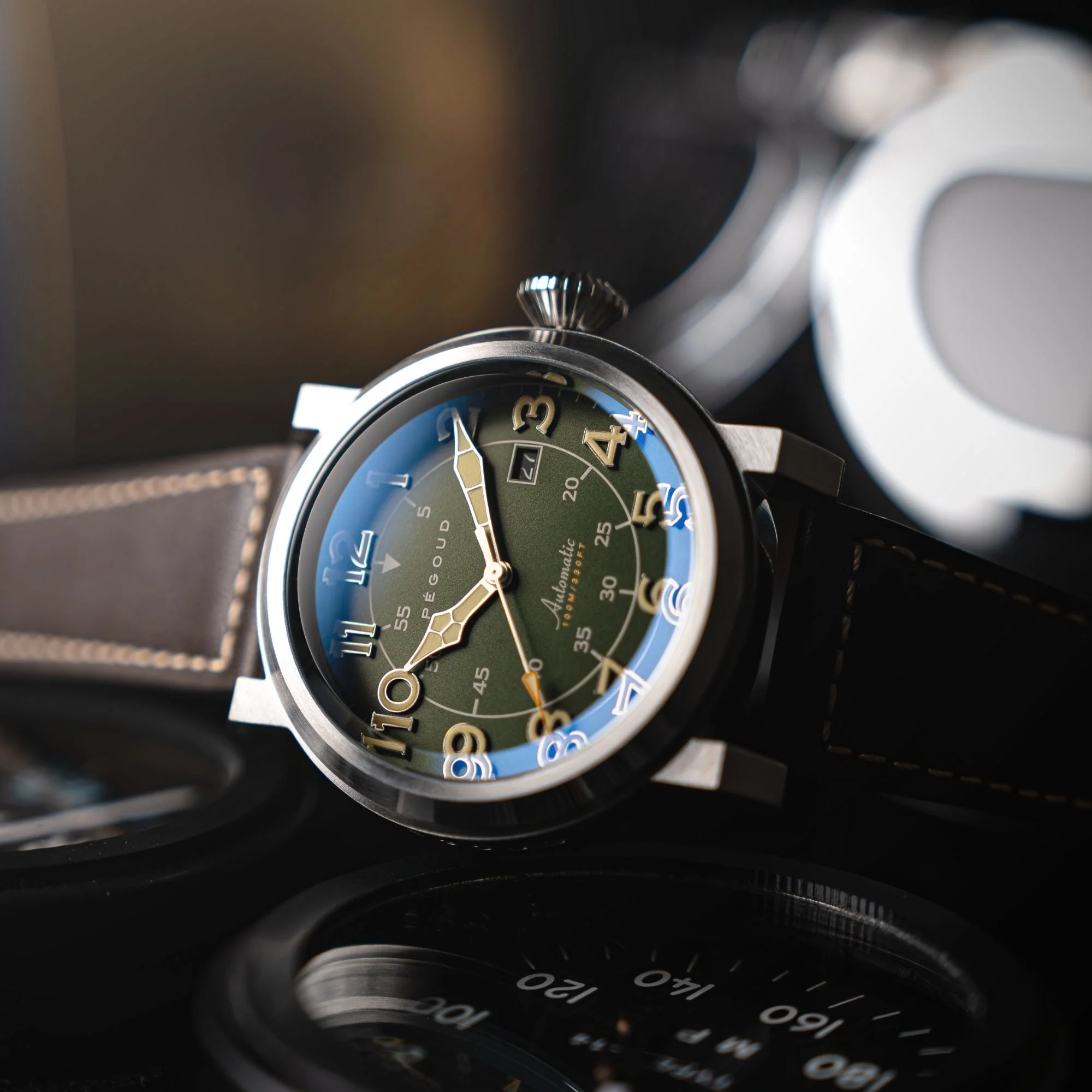 Le Pilote Automatic Green / Brown Leather | Green Dial - Image 3
