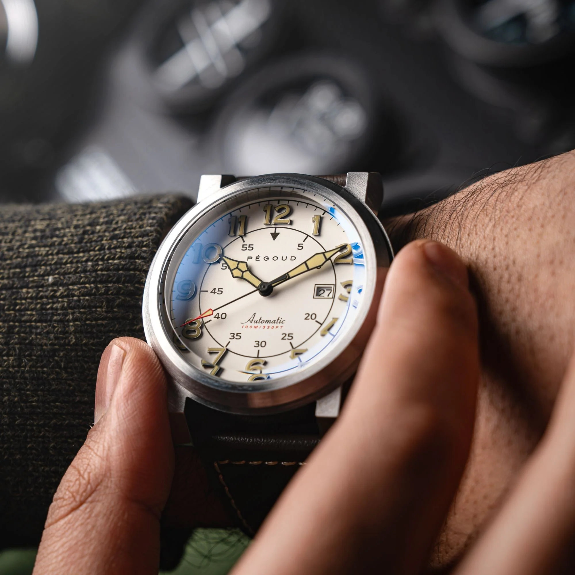 Le Pilote Automatic White / Brown Leather | White Dial - Image 2