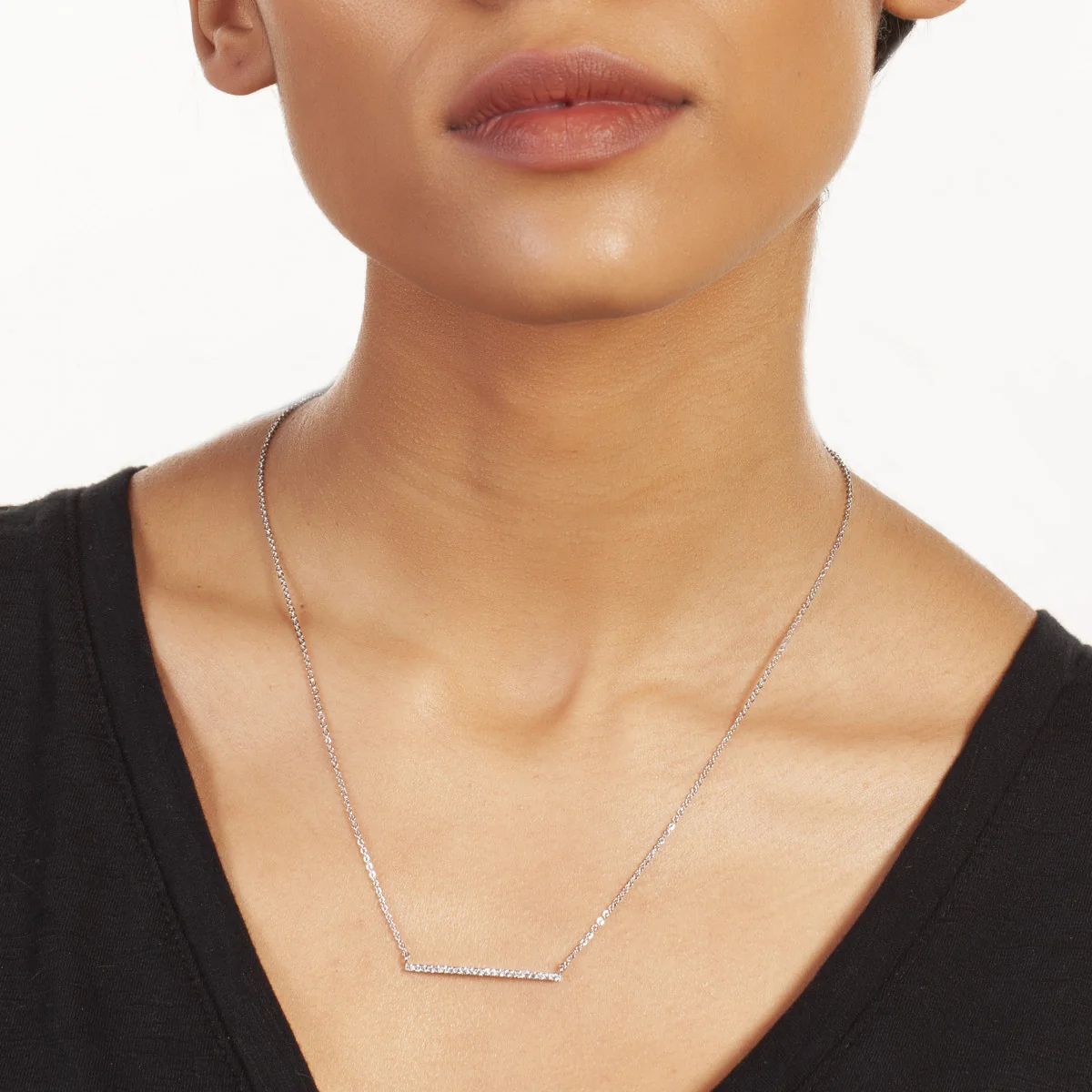 Lily Bar Necklace 18k White Gold - Image 2