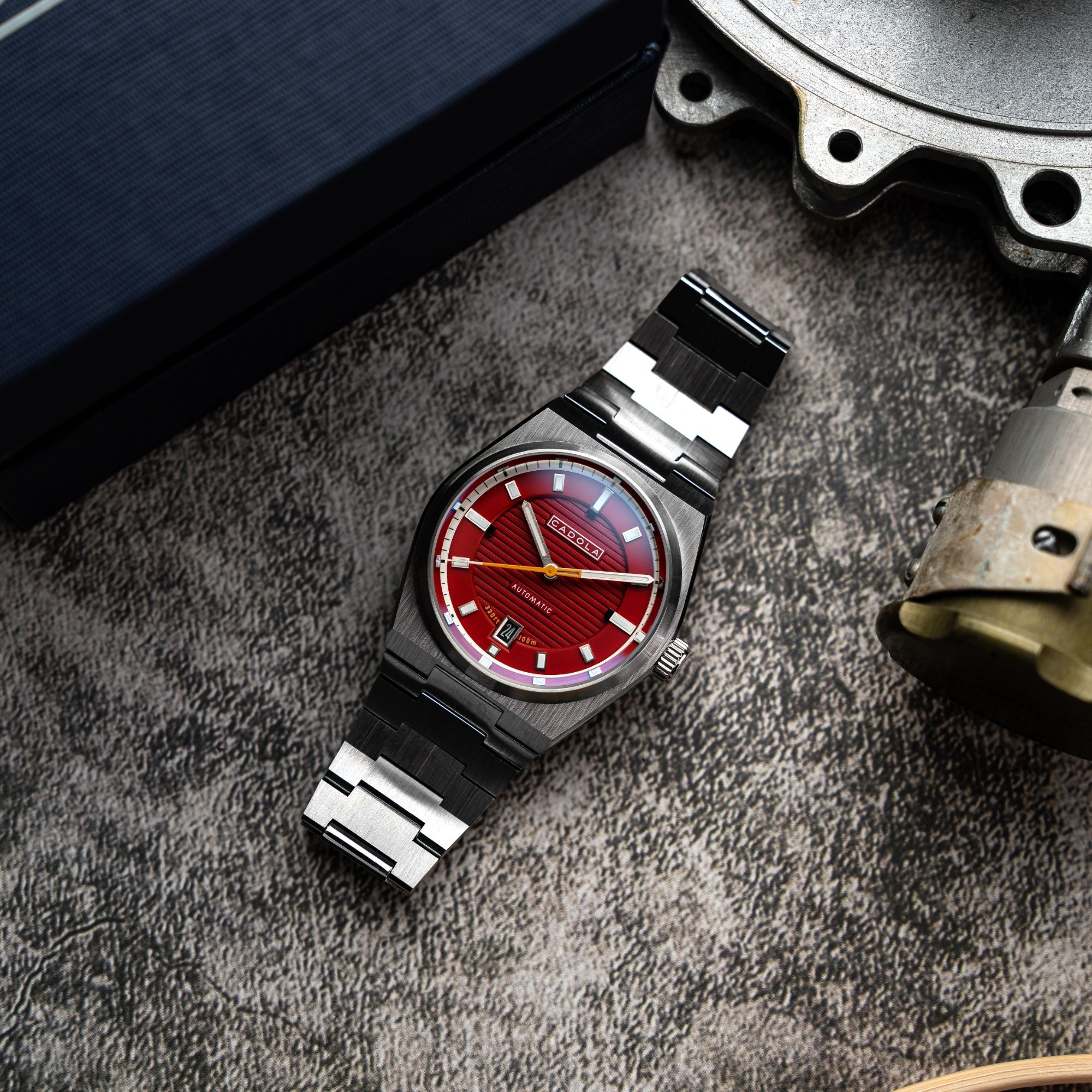 Lydden Hill Automatic Red / Stainless Steel | Red Dial - Image 3