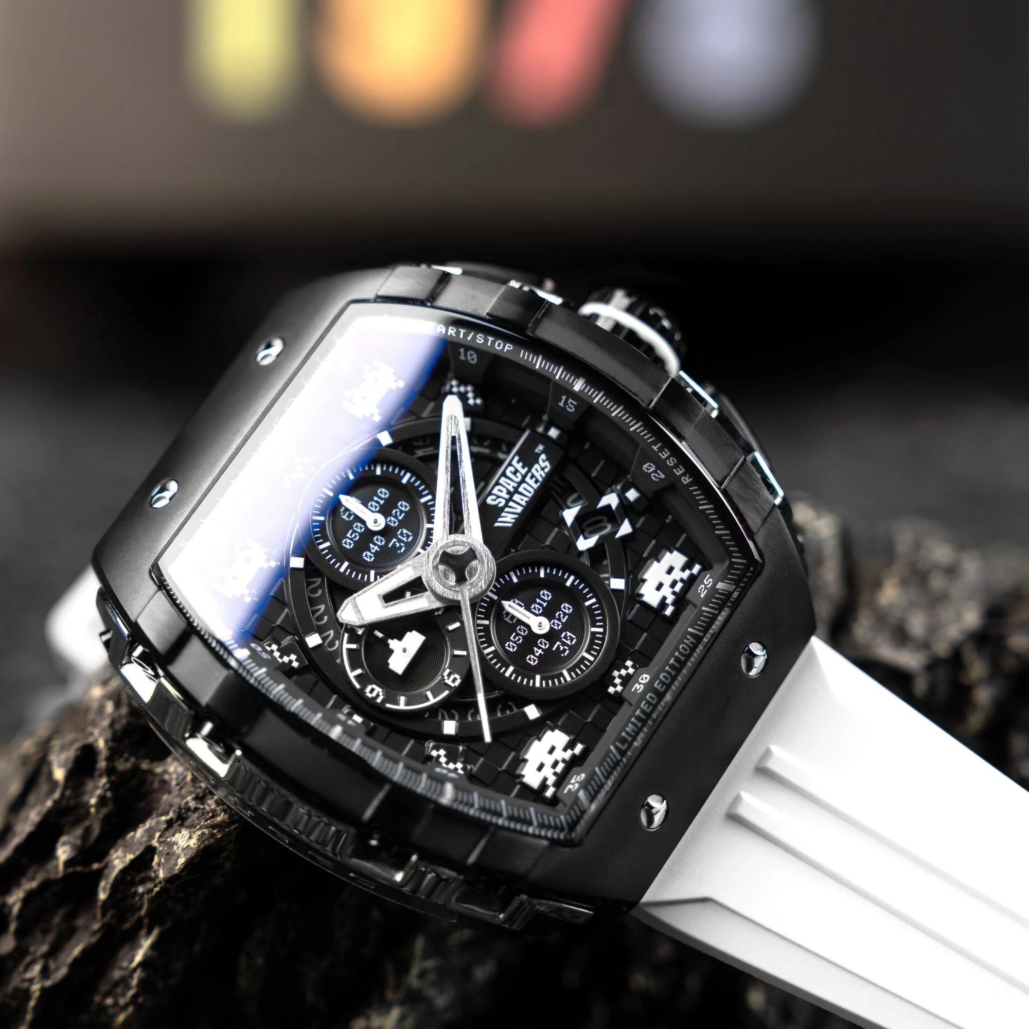 Magellan Chronograph Space Invaders Limited Edition Black / Rubber | Black Dial - Image 4