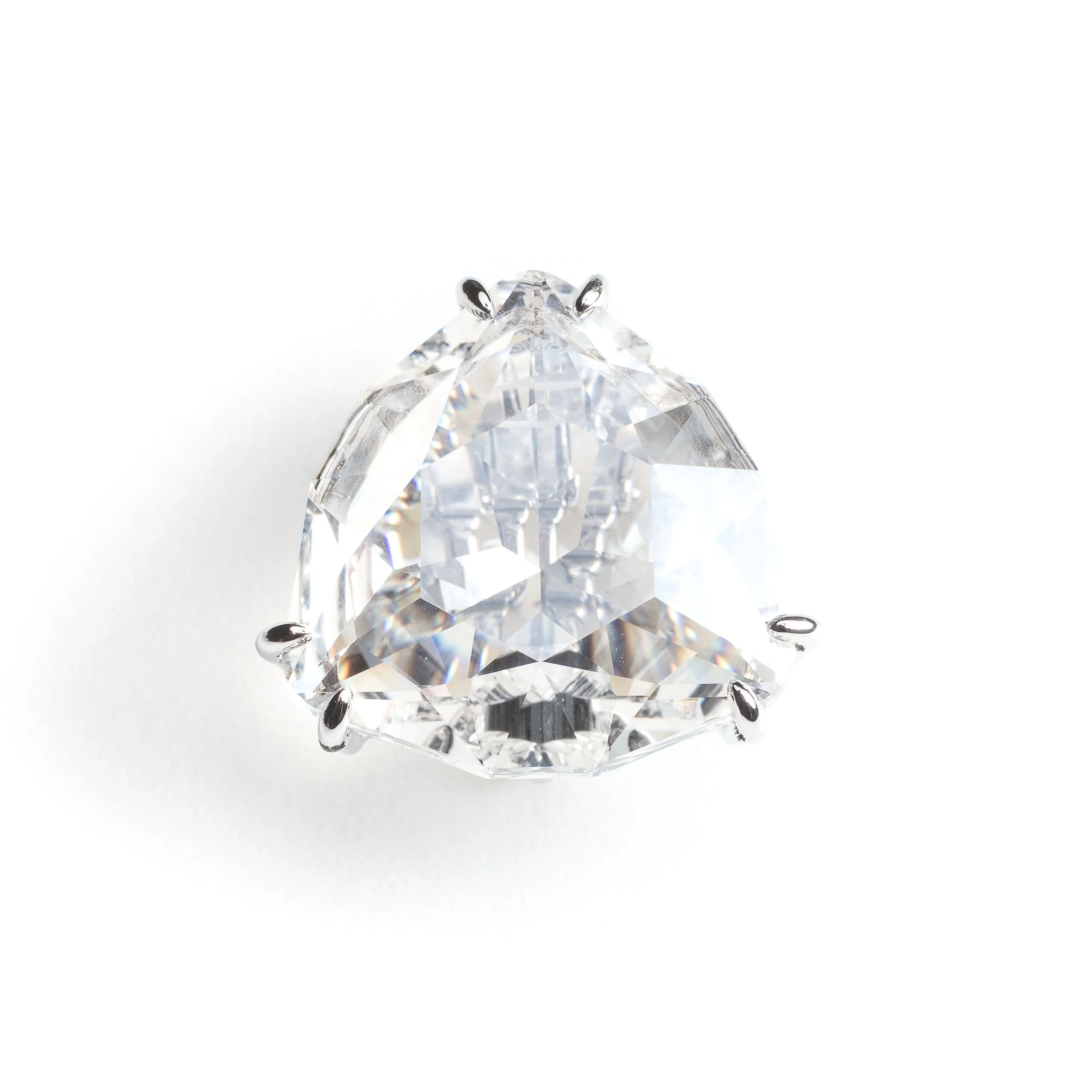 Mesmera White / Rhodium-Plated