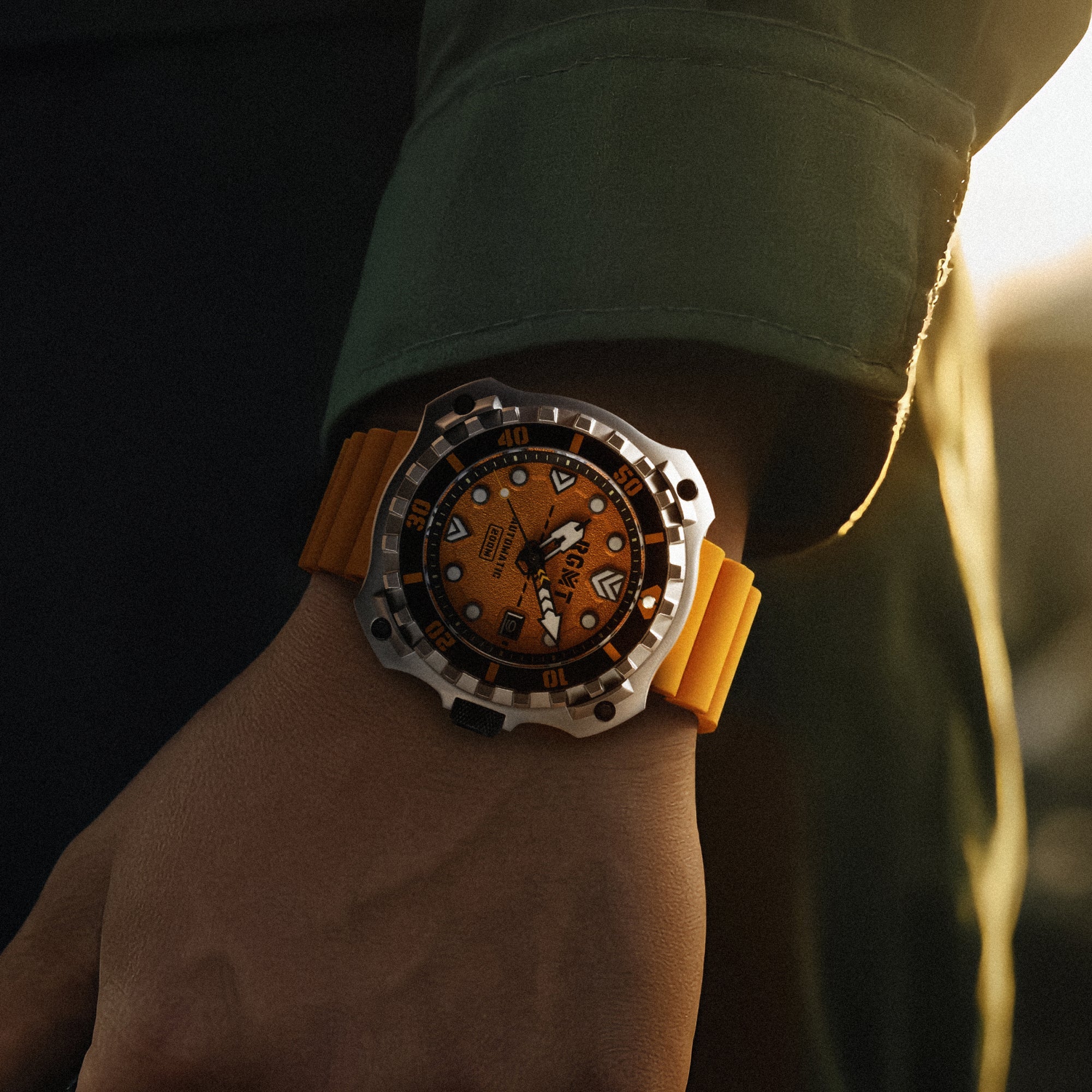 Minesweep Automatic Blue  / Silicone | Yellow Dial - Image 2