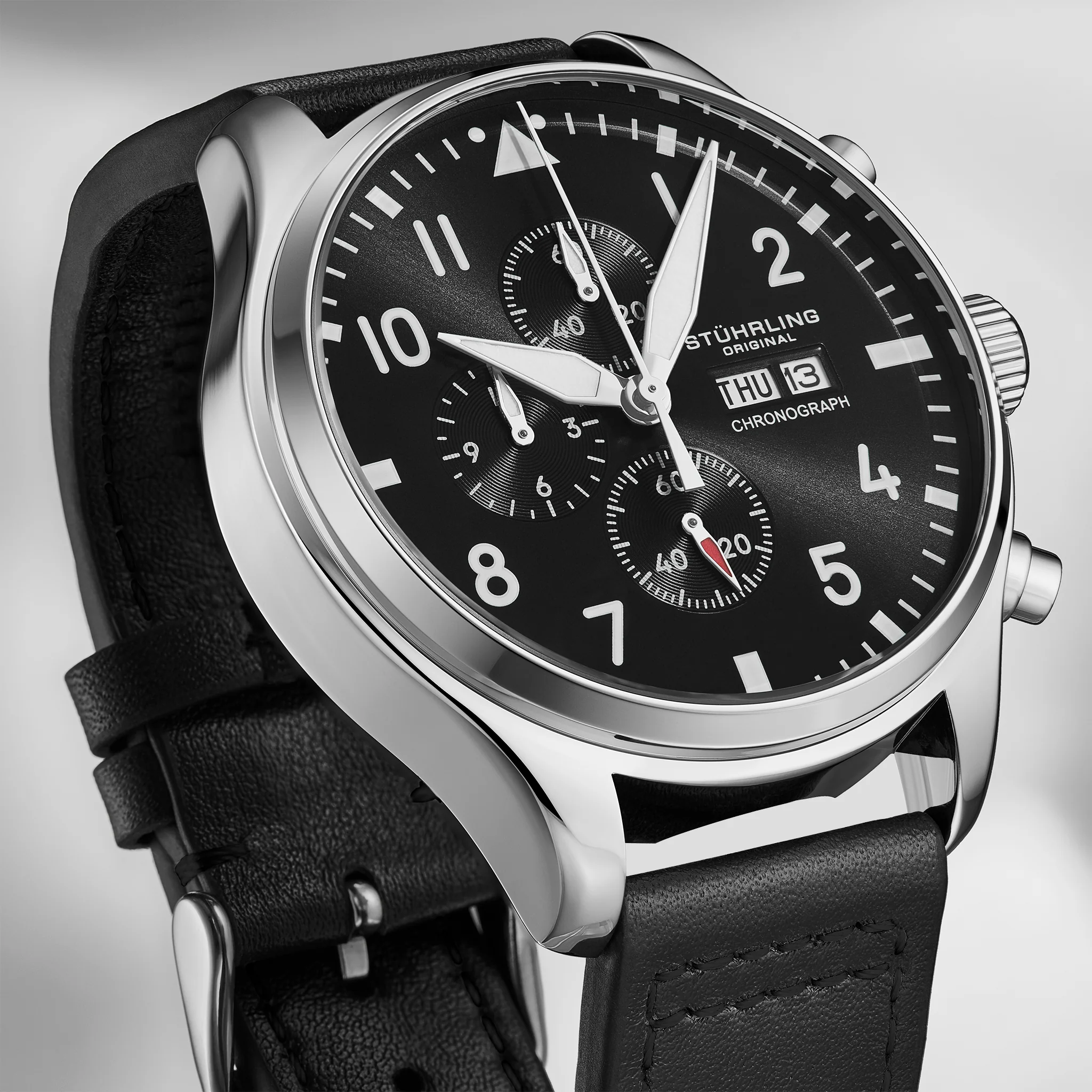 Navigator Chrono Jet Black Sunray Dial/Black Leather Strap | Black Dial - Image 4