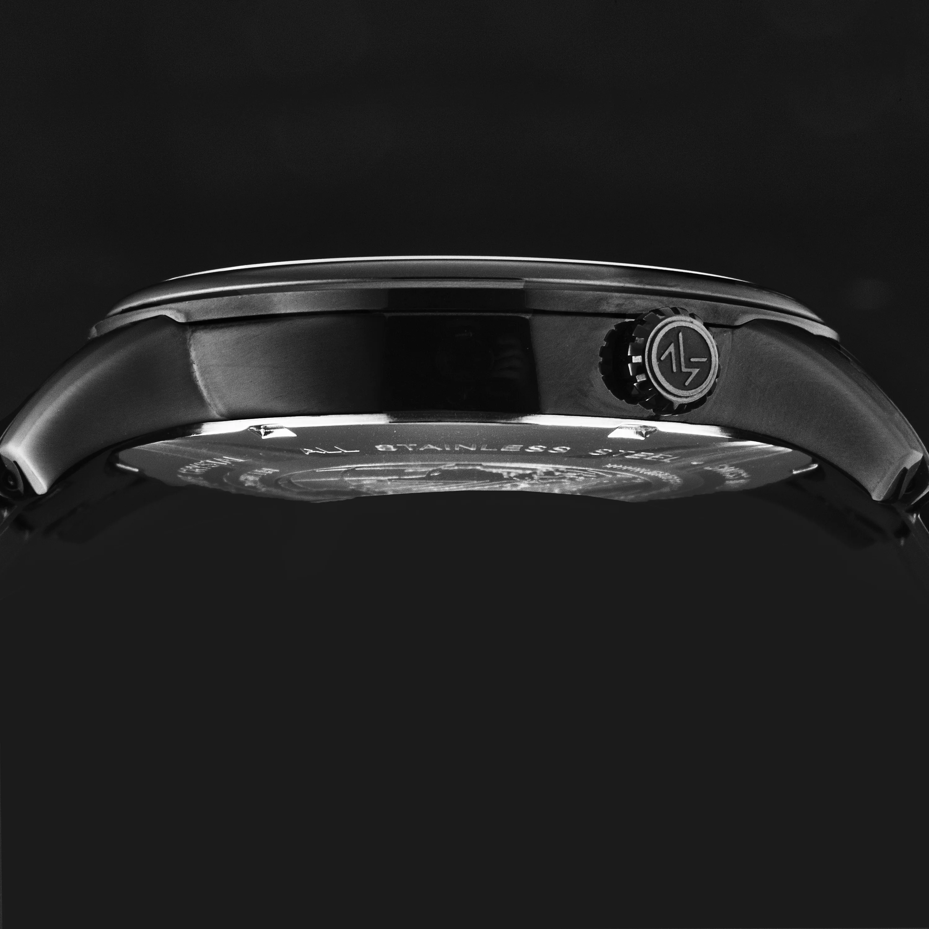Nomad MAN-TR-04-NM / Black | Black Dial - Image 3