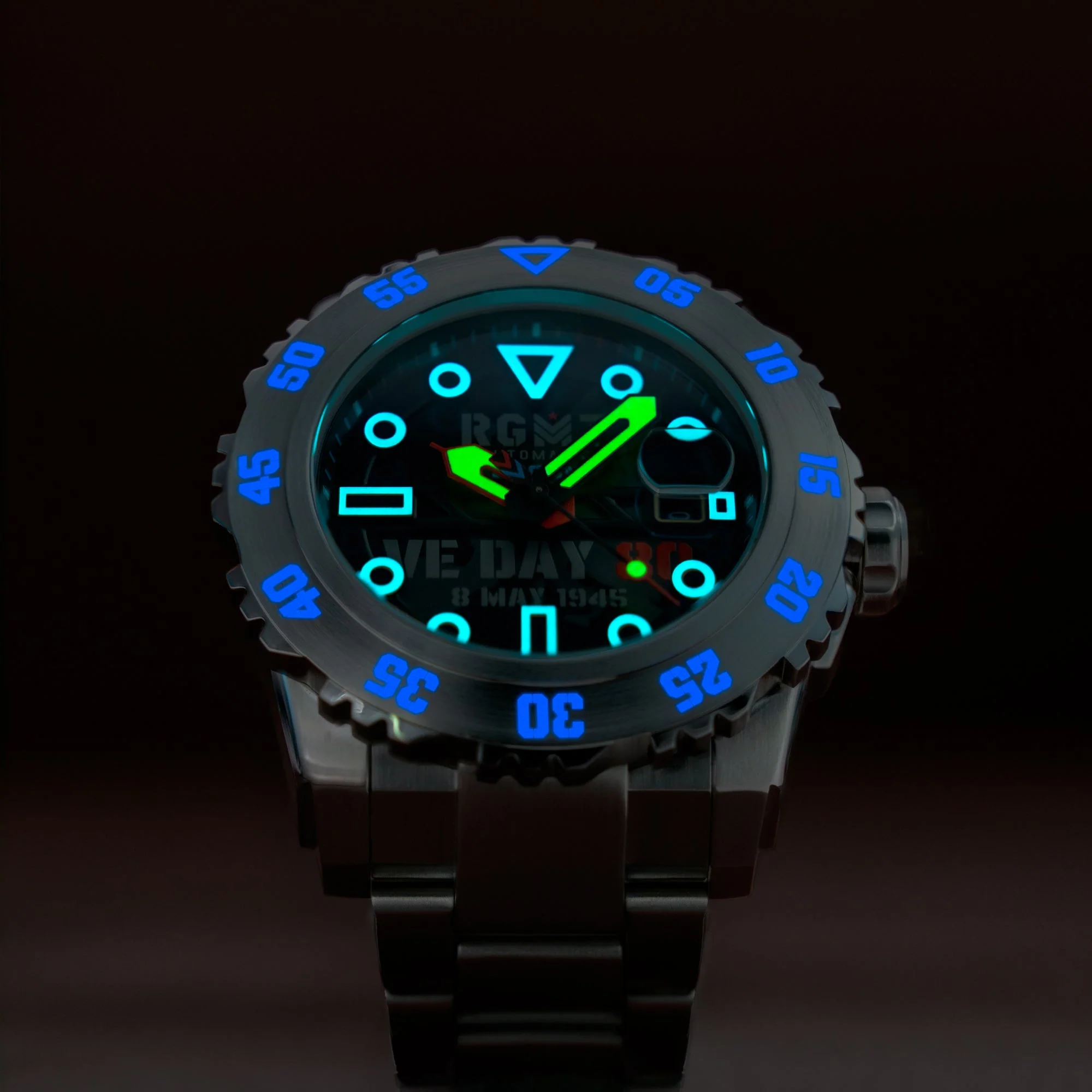 OHIO AUTOMATIC VE-DAY 80TH LIMITED EDITION BLACK / STAINLESS STEEL | Black Dial - Image 3