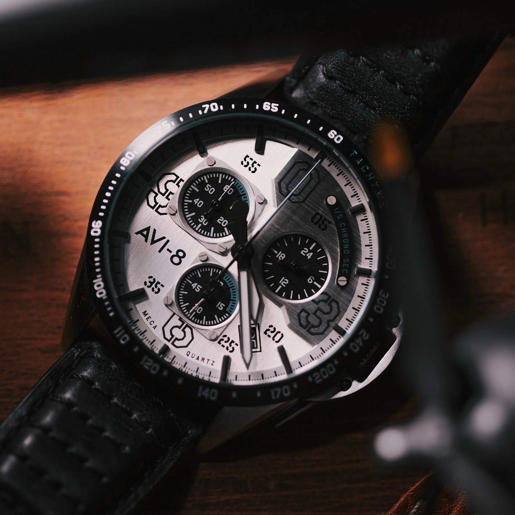 P-51 Mustang Blakeslee Chronograph White Dial / Leather | White Dial - Image 16