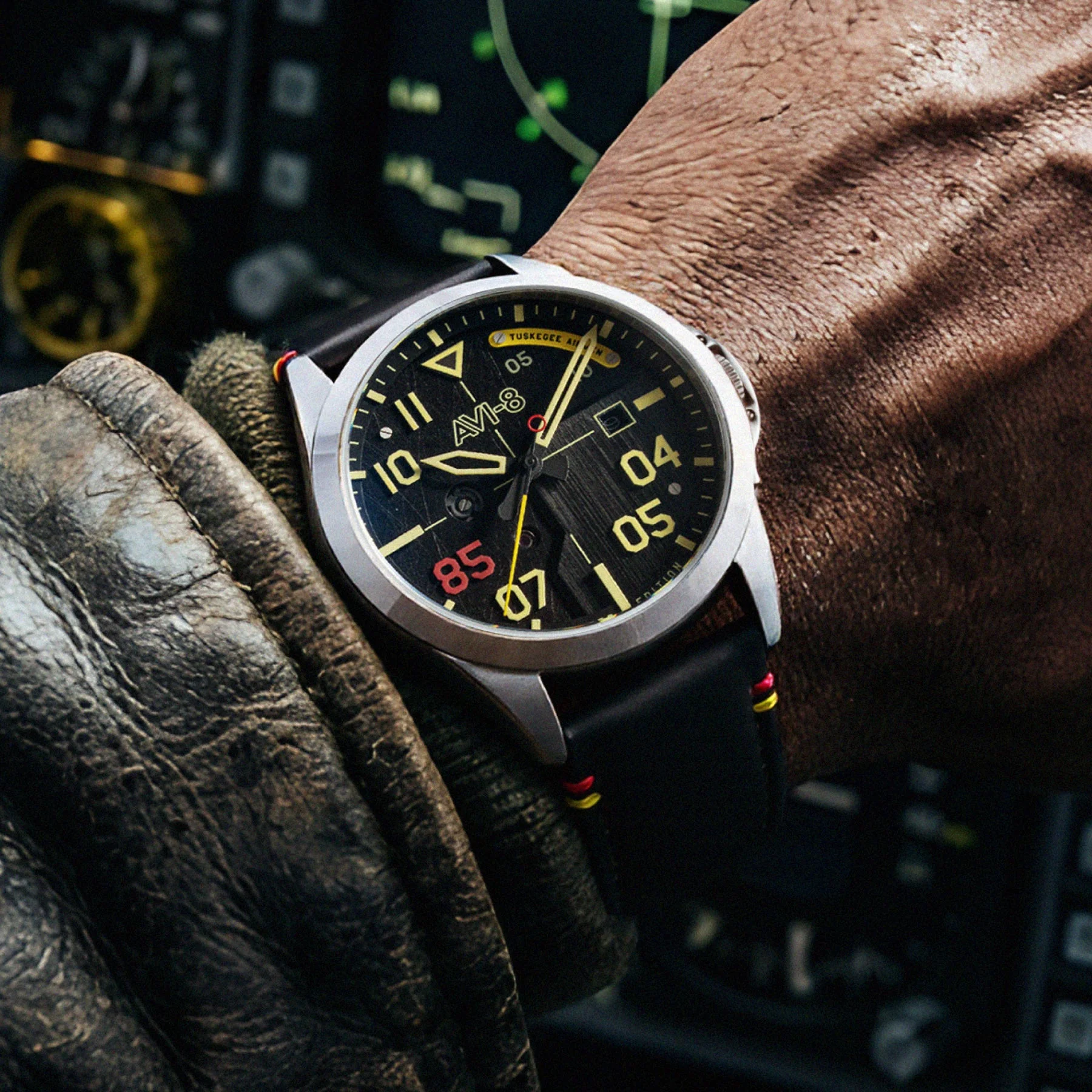 P-51 Mustang Patriot Automatic Tuskegee Airmen 85th Anniversary Limited Edition Black / Leather | Black Dial - Image 2