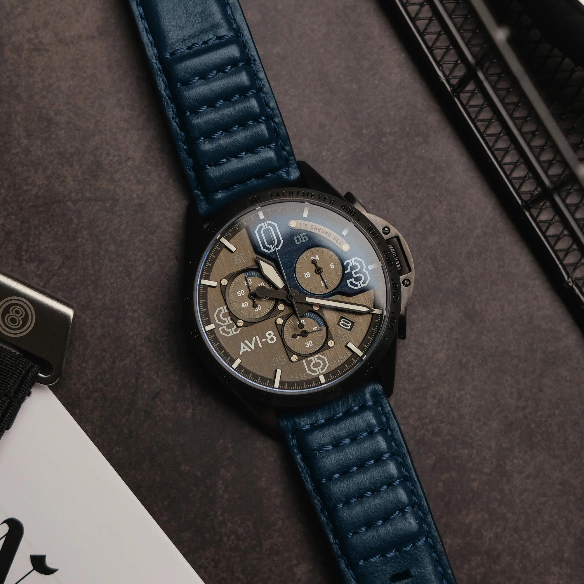 P51 Mustang Blakeslee Chronograph Gray / Leather Gray Dial - Image 10