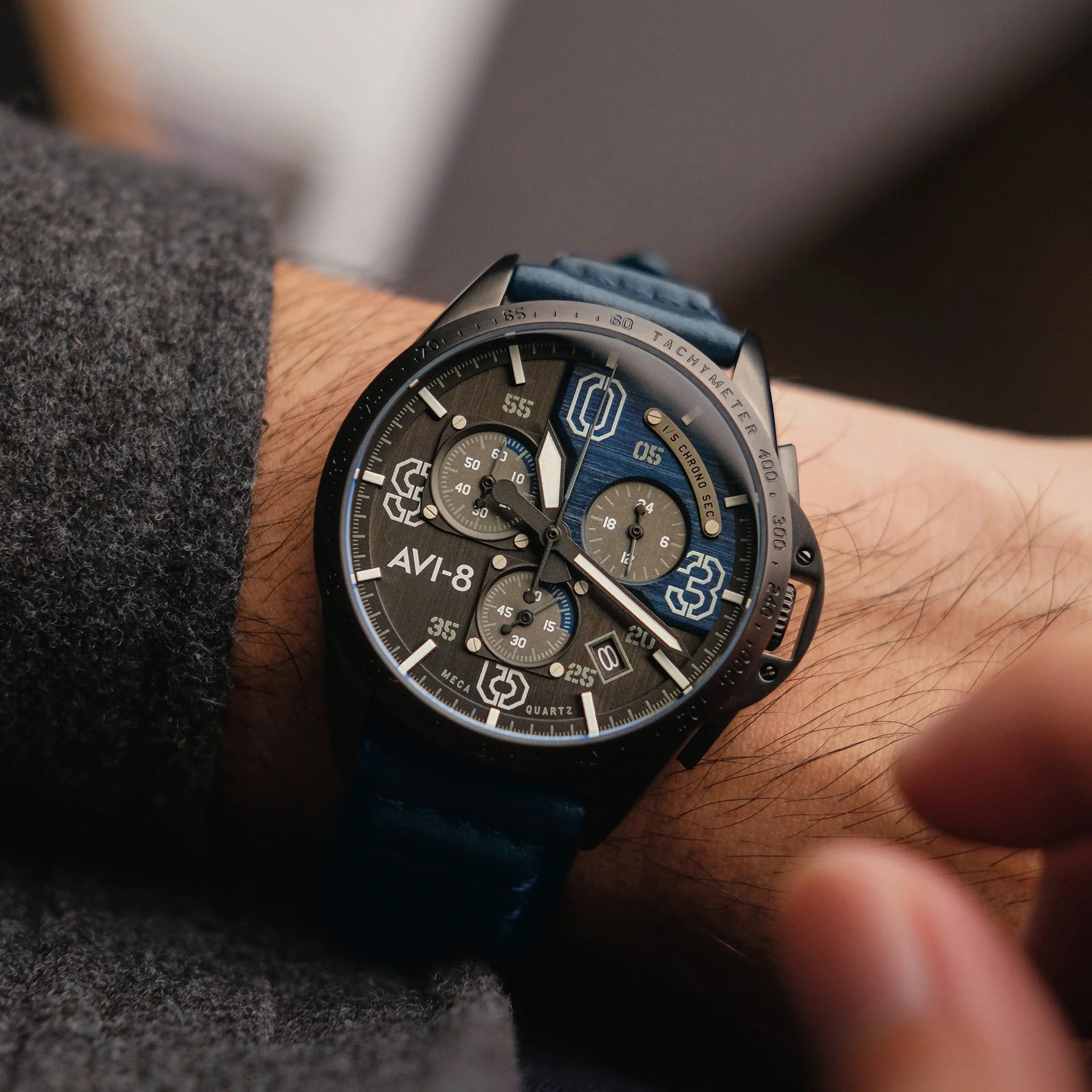 P51 Mustang Blakeslee Chronograph Gray / Leather Gray Dial - Image 4