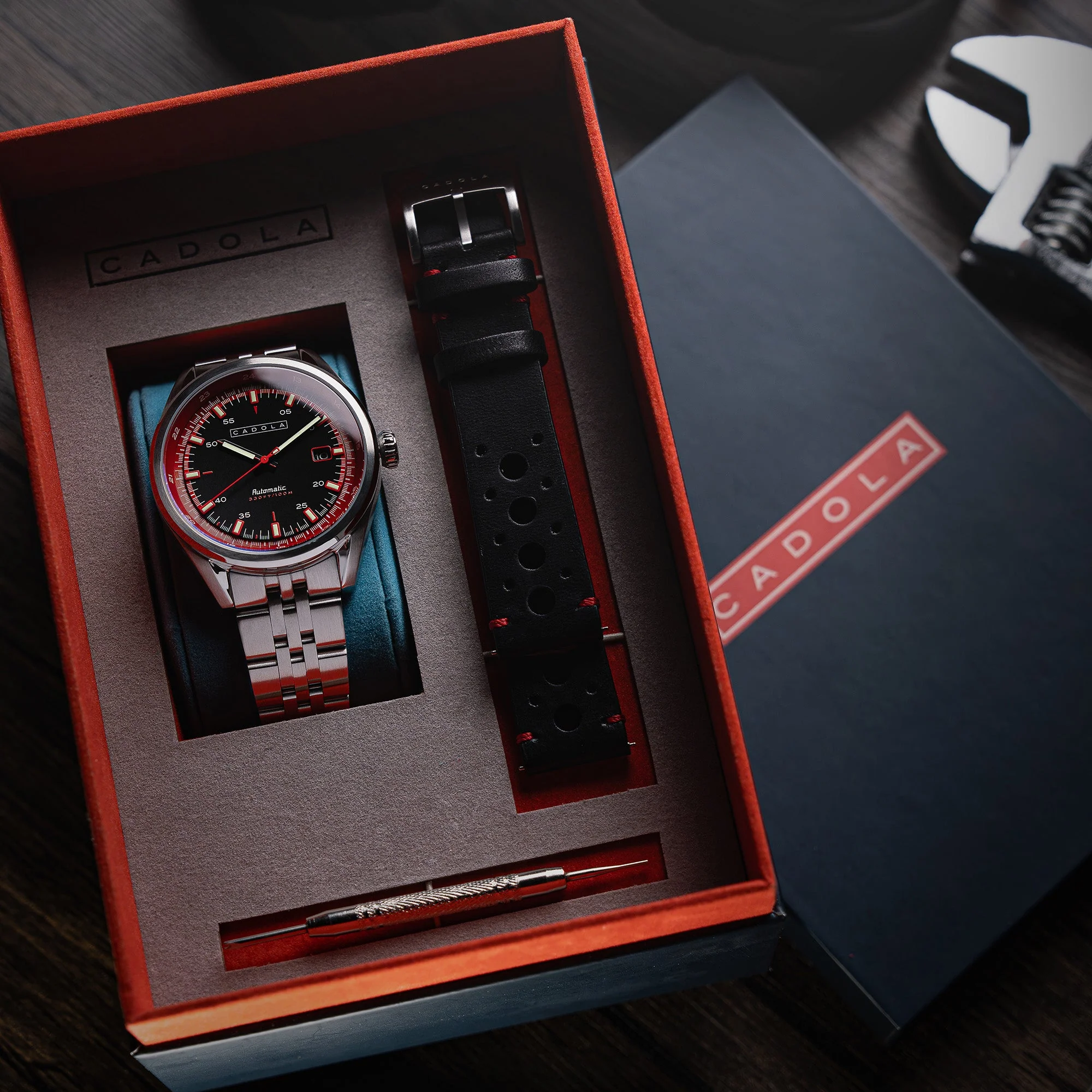 Pista Automatic Black & Red / Stainless Steel Black Dial - Image 4