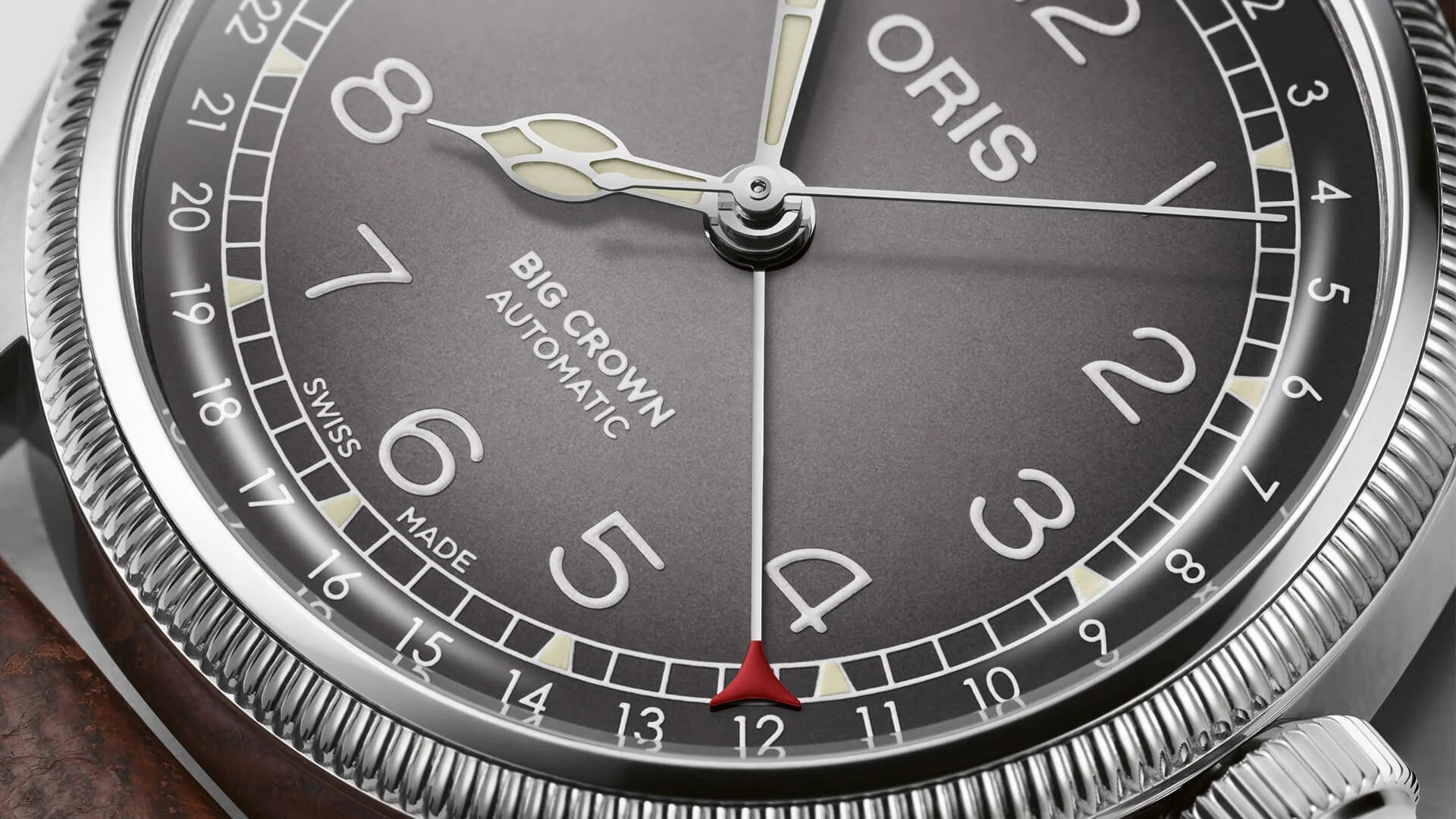 Pointer Date Cervo Volante 38mm Grey Dial | Gray Dial - Image 3
