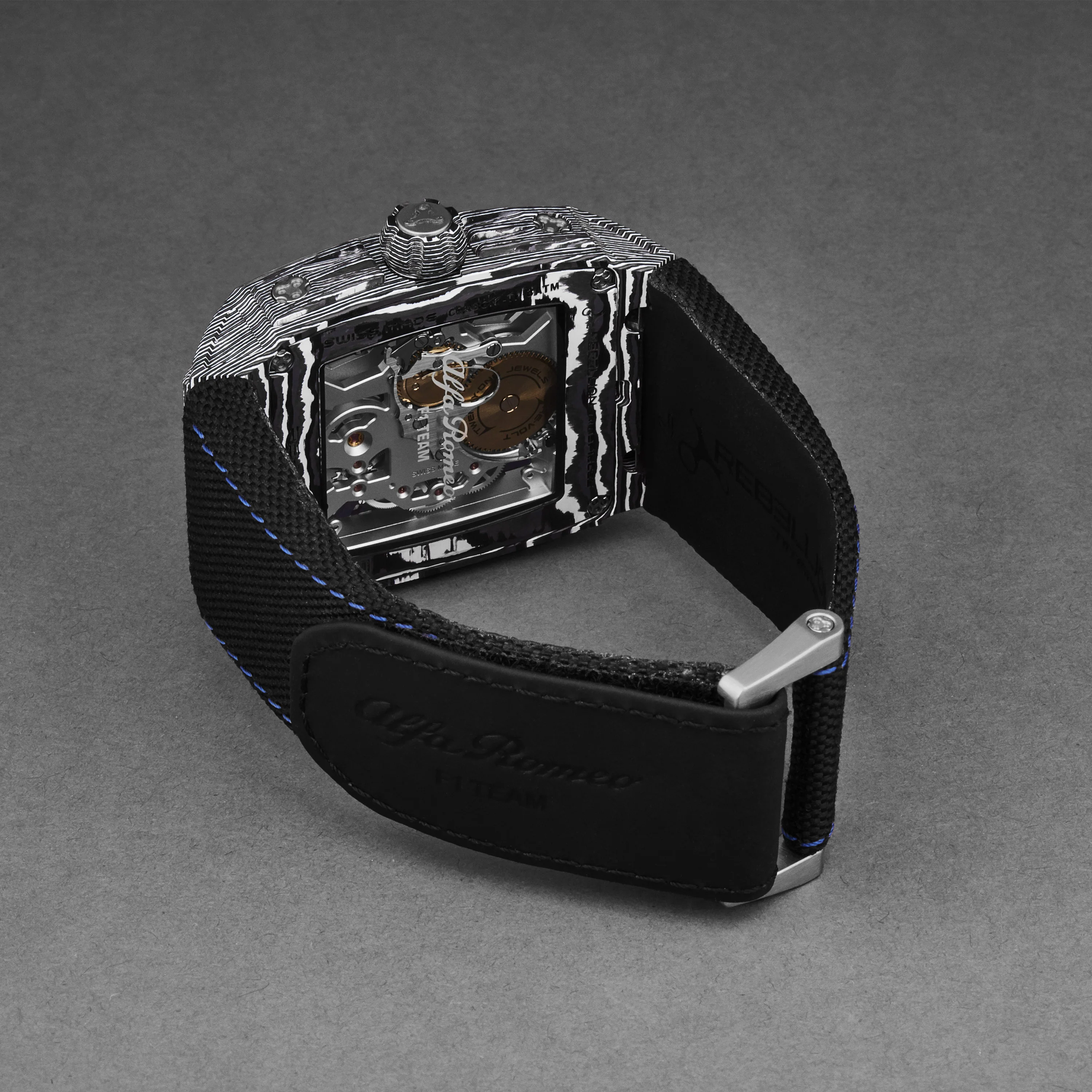 Re-Volt RBREV3H.CA.VBO / Blue Skeletonized | Blue Skeletonized Dial - Image 3