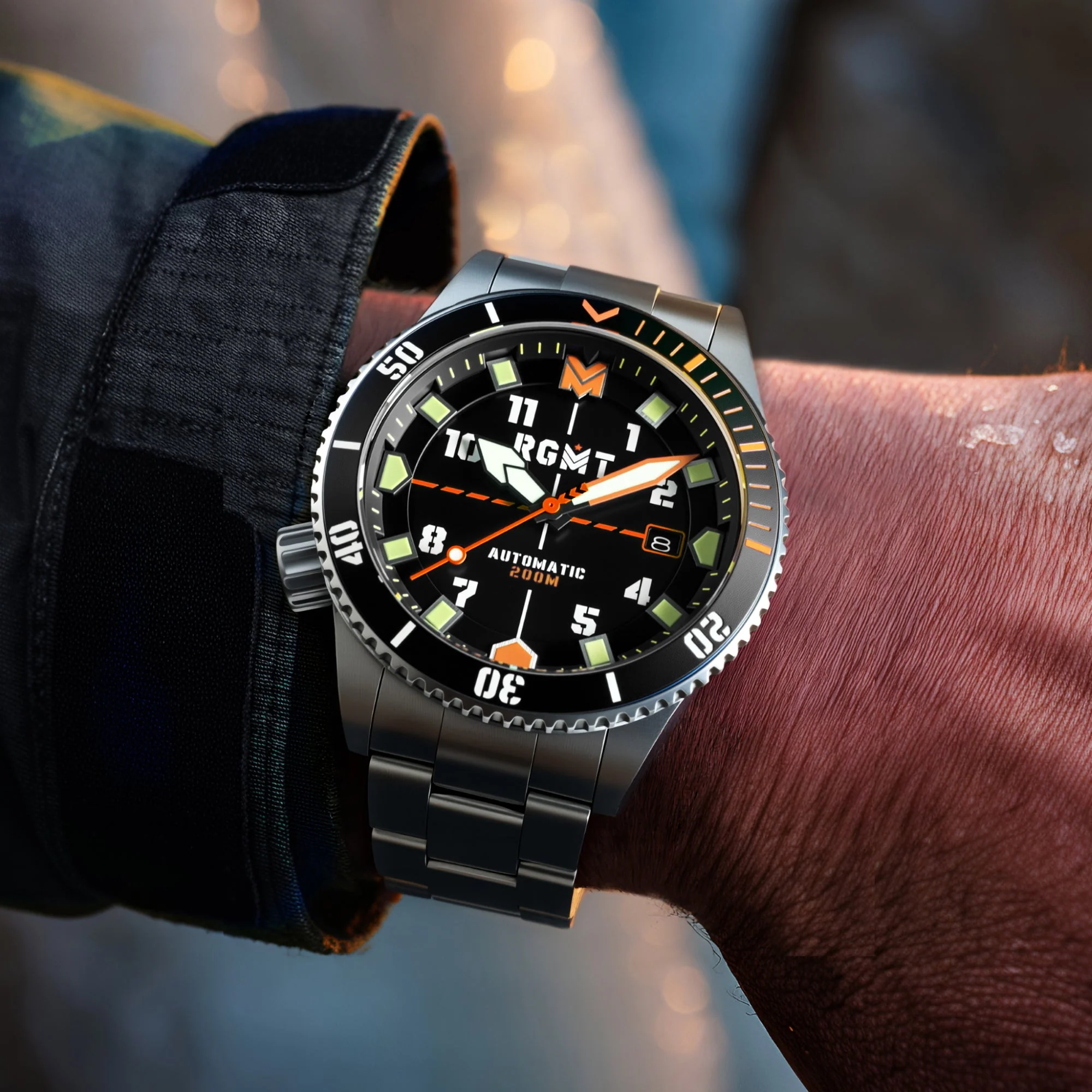 Recon Diver Automatic Black / Stainless Steel | Black Dial - Image 2