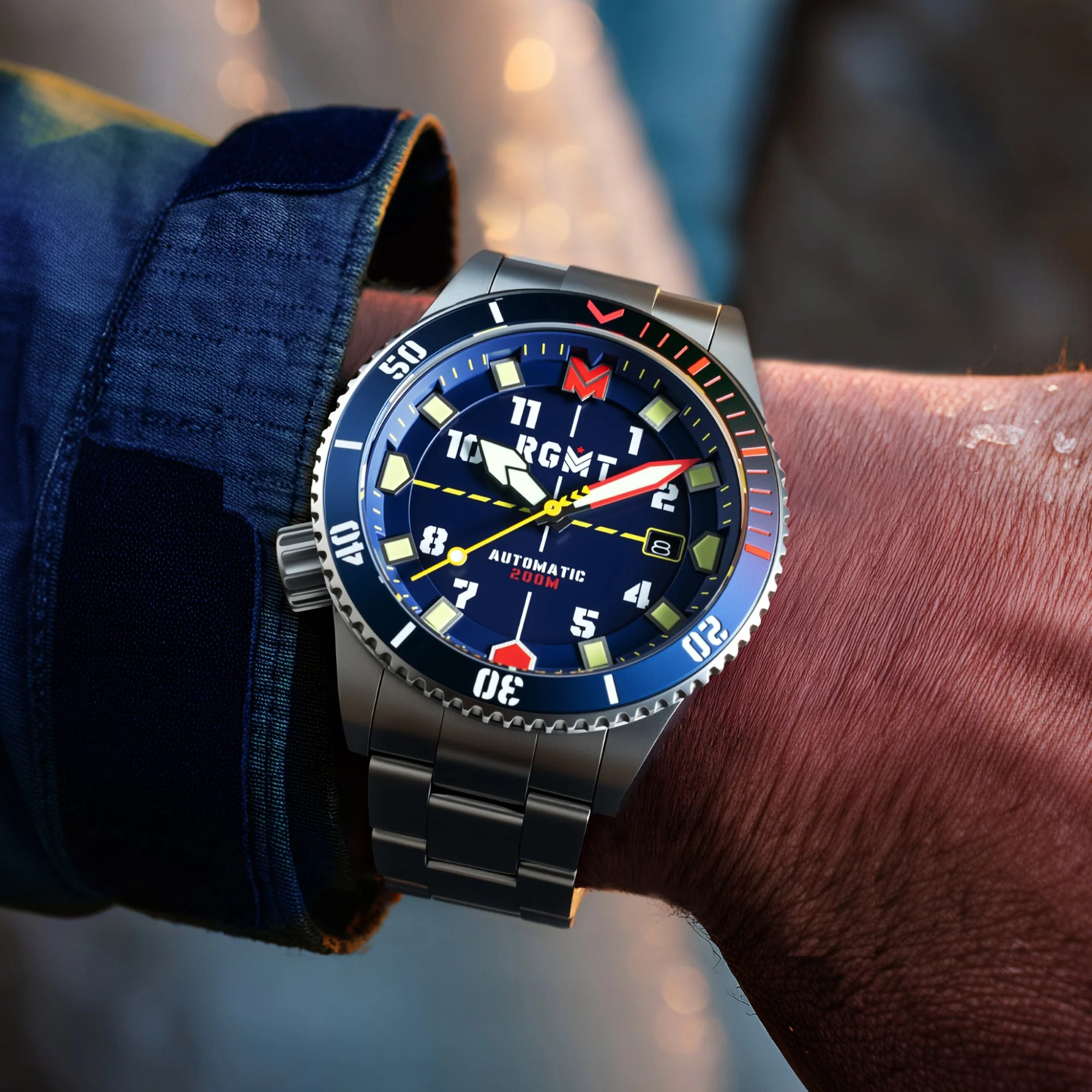 Recon Diver Automatic Blue / Stainless Steel | Blue Dial - Image 2