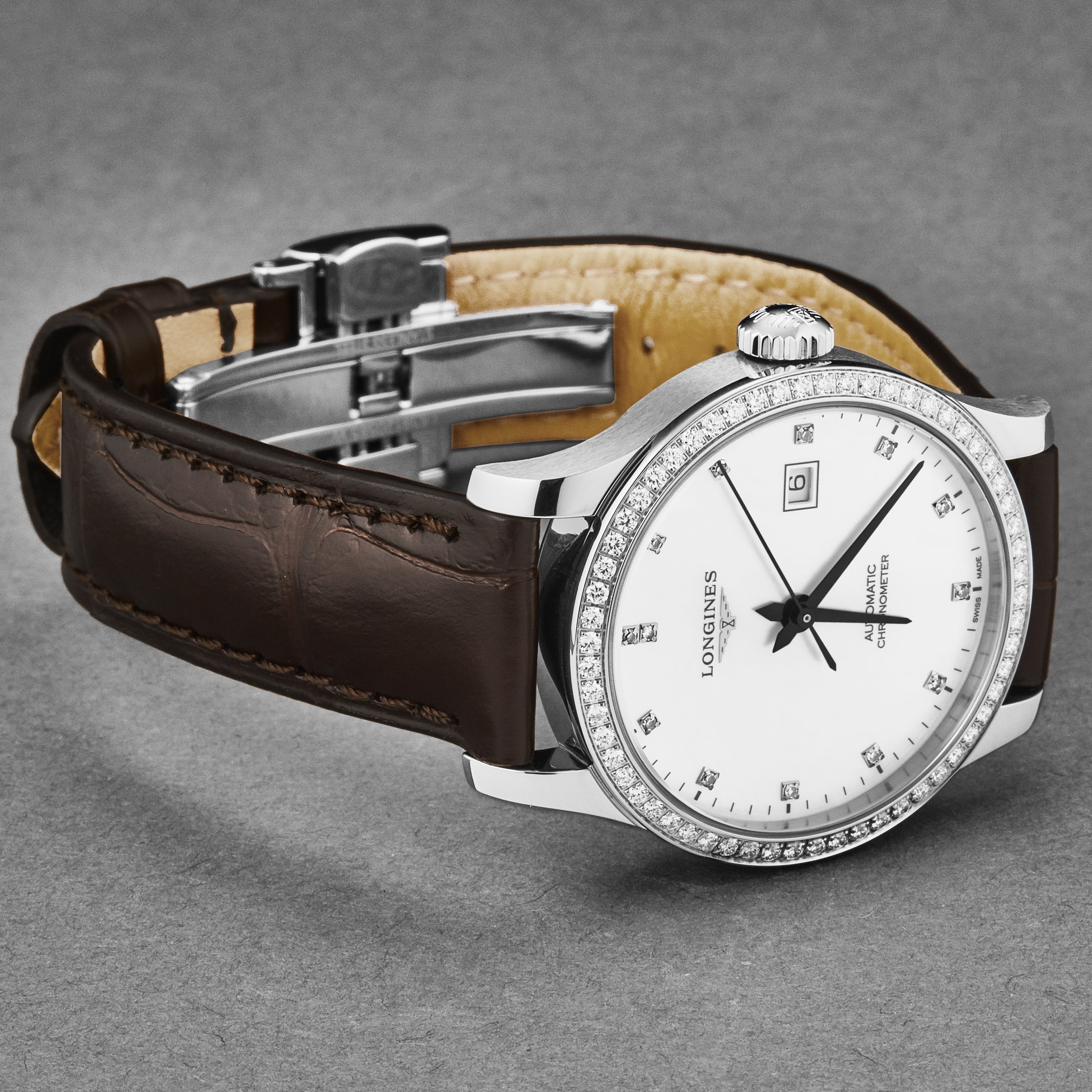 Record L23210872 / Black | Mother of Pearl Dial - Image 2