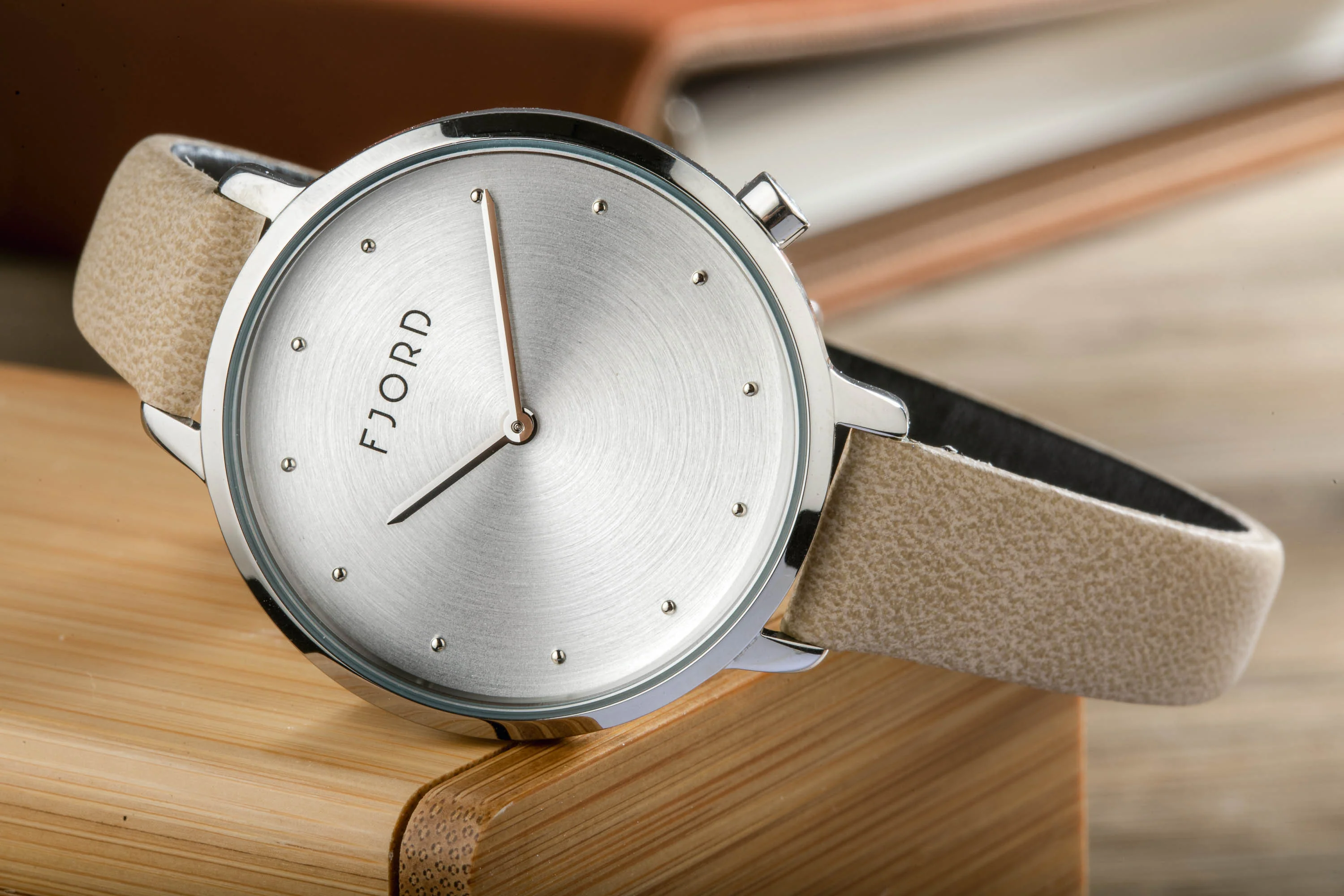 Ripple Silver / Leather | White Dial - Image 2