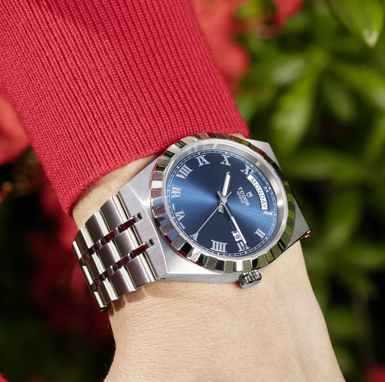 Royal Pre-Owned | Blue Dial - Image 4