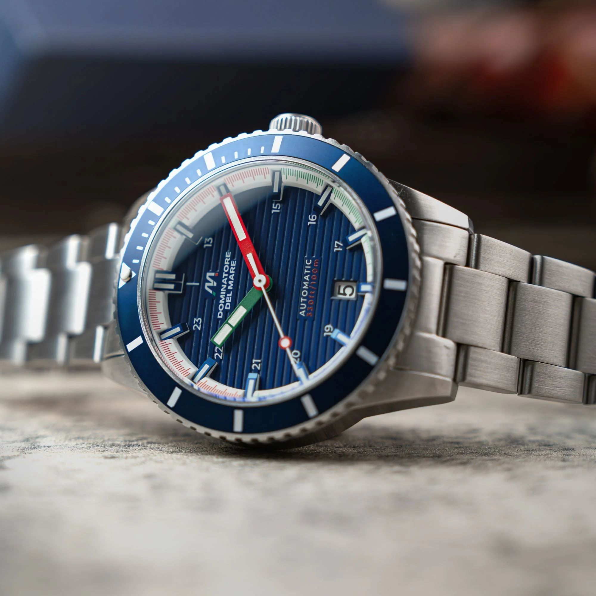 SCILLA AUTOMATIC BLUE / STAINLESS STEEL | Blue Dial - Image 3