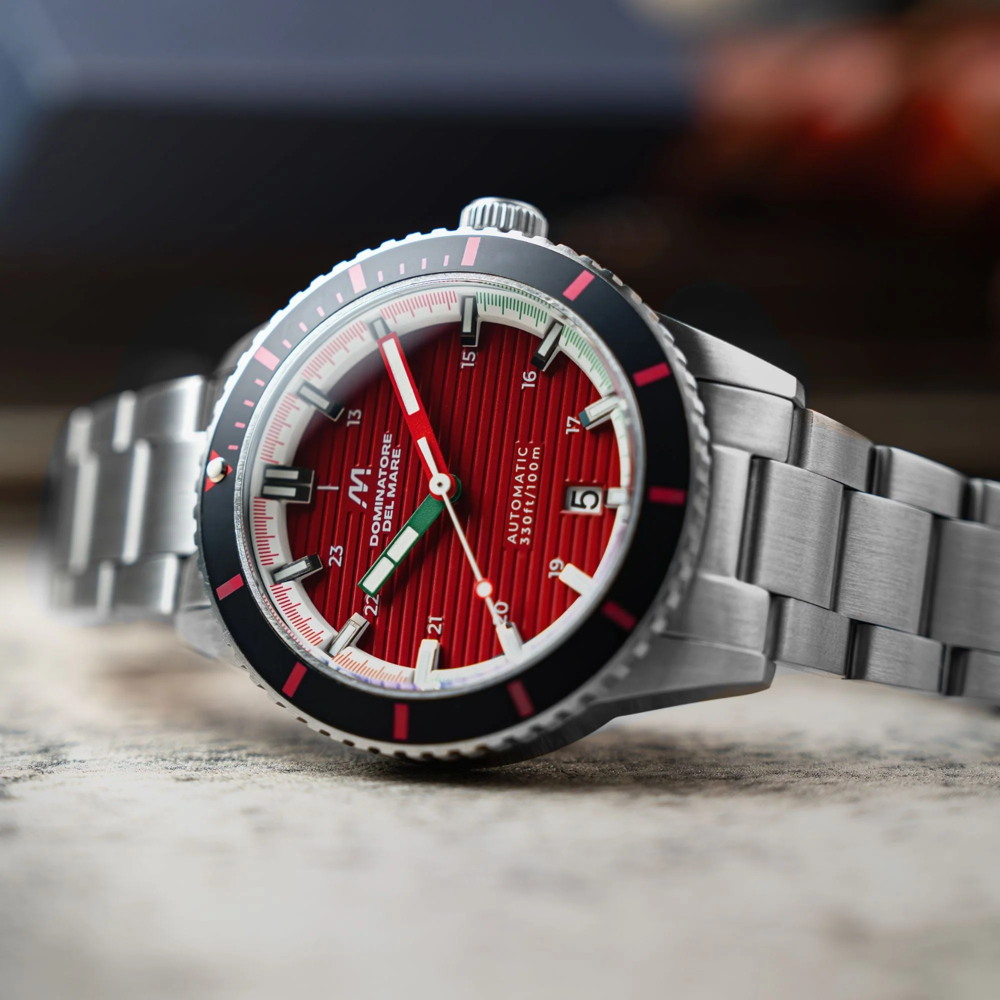 Scilla Automatic RED / STAINLESS STEEL | Red Dial - Image 3