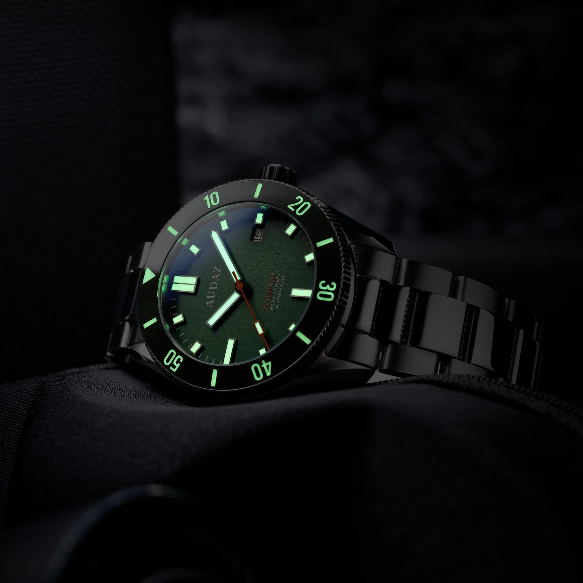 SCORPION | Green Dial - Image 4